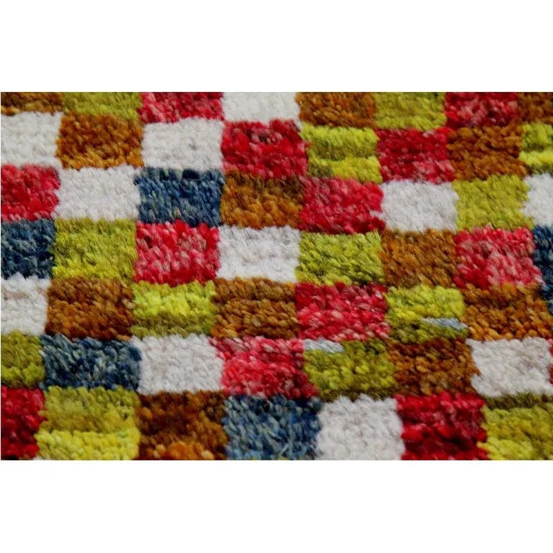 Handwoven Scandinavaian Style Persian Kilim Area Rug - 4' * 6'9'' - 9