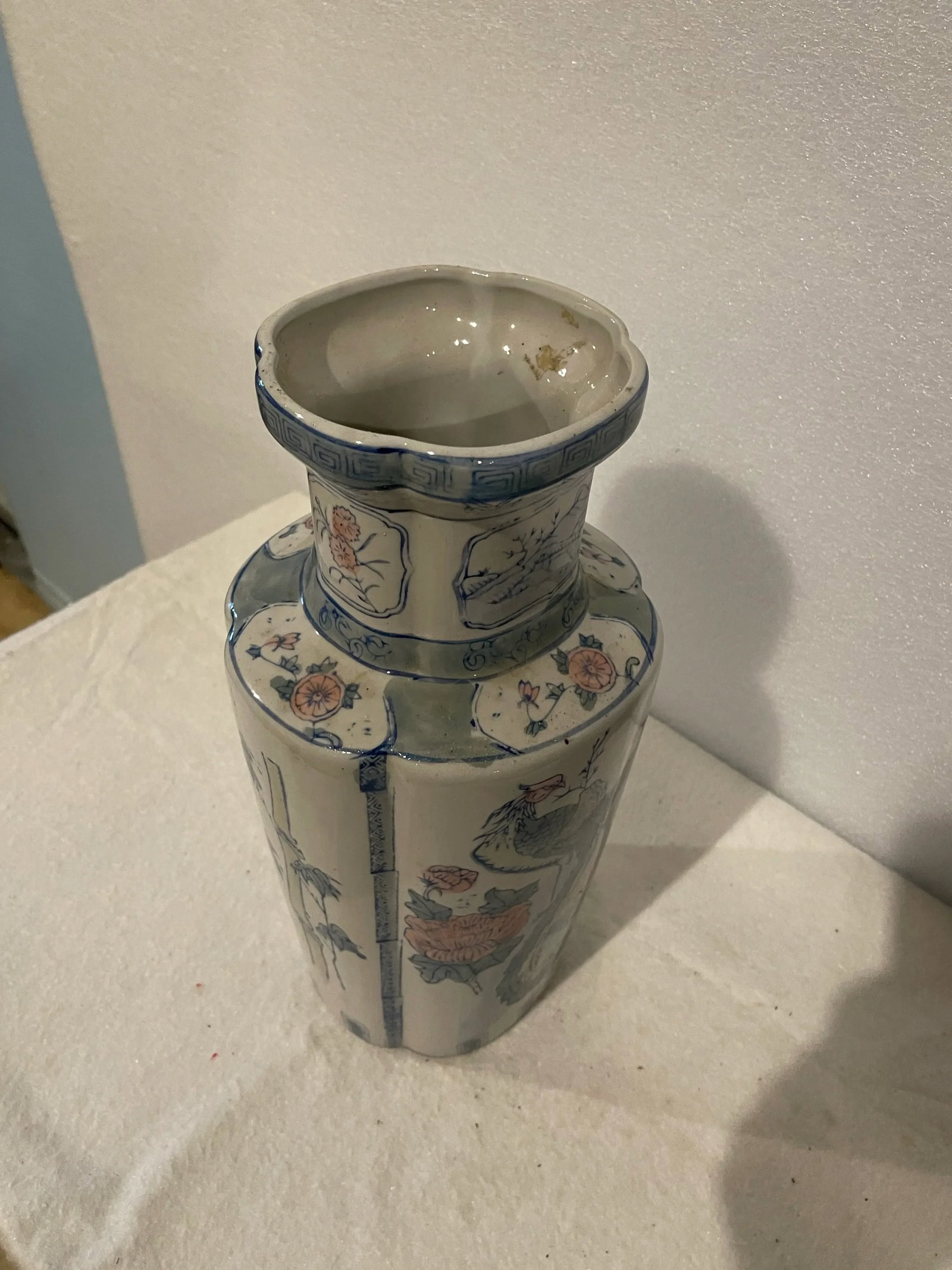 Vintage Asian Chinoiserie Vase - 4