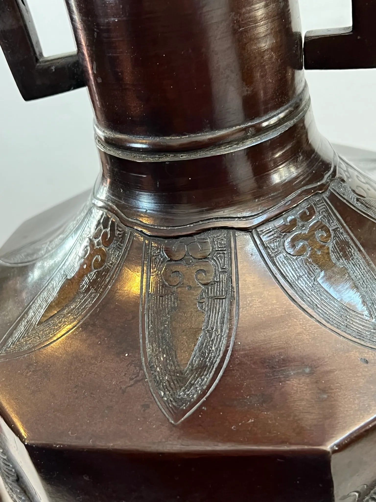 1920s Japanese Bronze Vase Made Into Lamp - 6