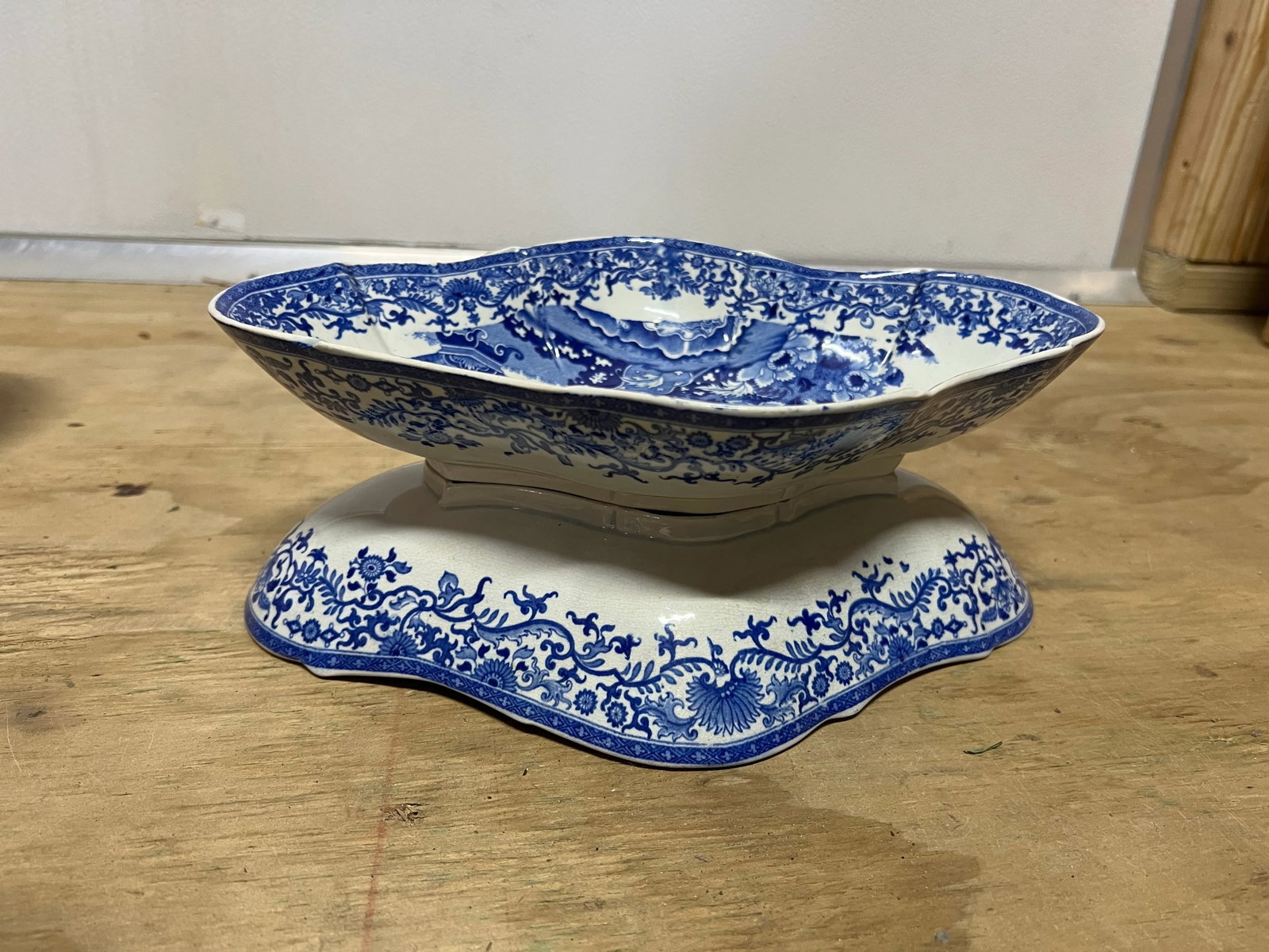 19th Century Bowl Blue and White Devonian Shape Bowls- Pair of 2 - 8