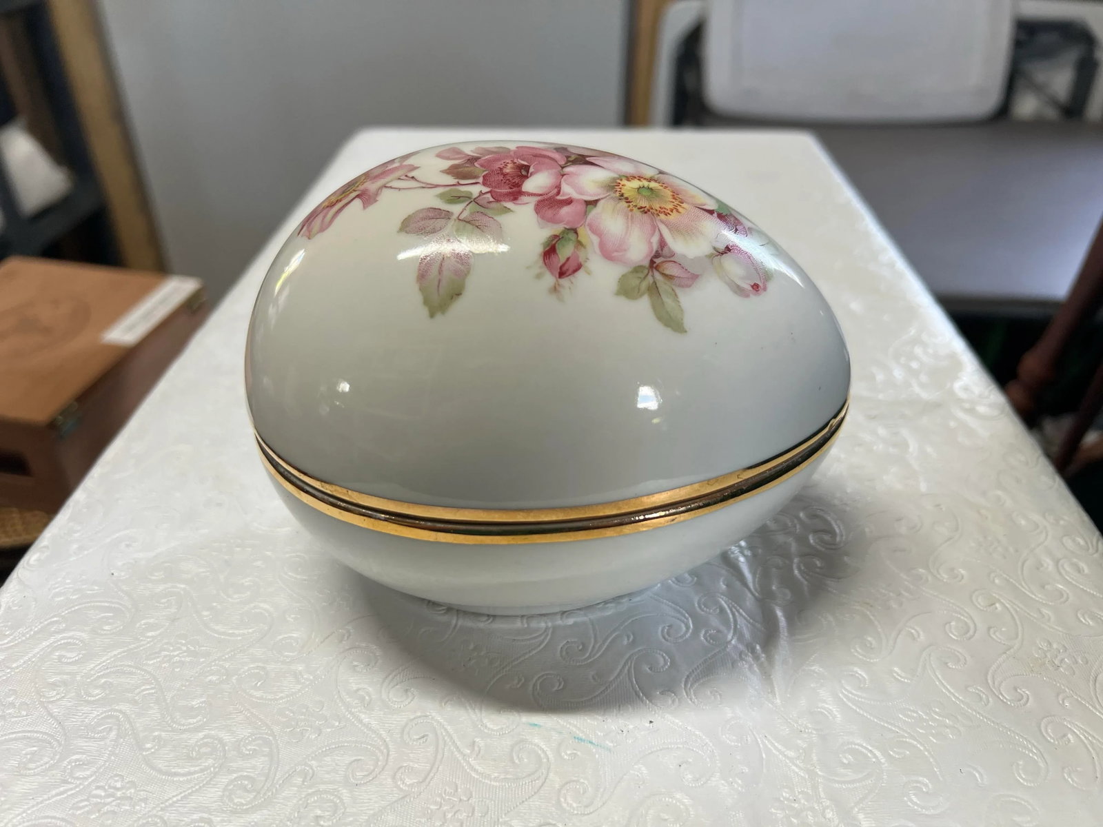1950s Porcelain Trinket Egg Shaped Box Signed - 5
