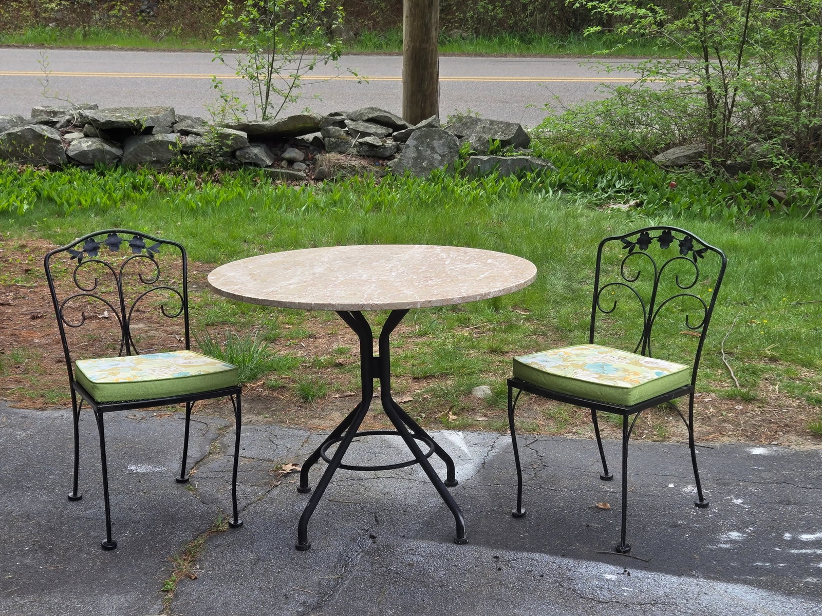 Vintage Wrought Iron Patio Table & 2 Chairs - 5