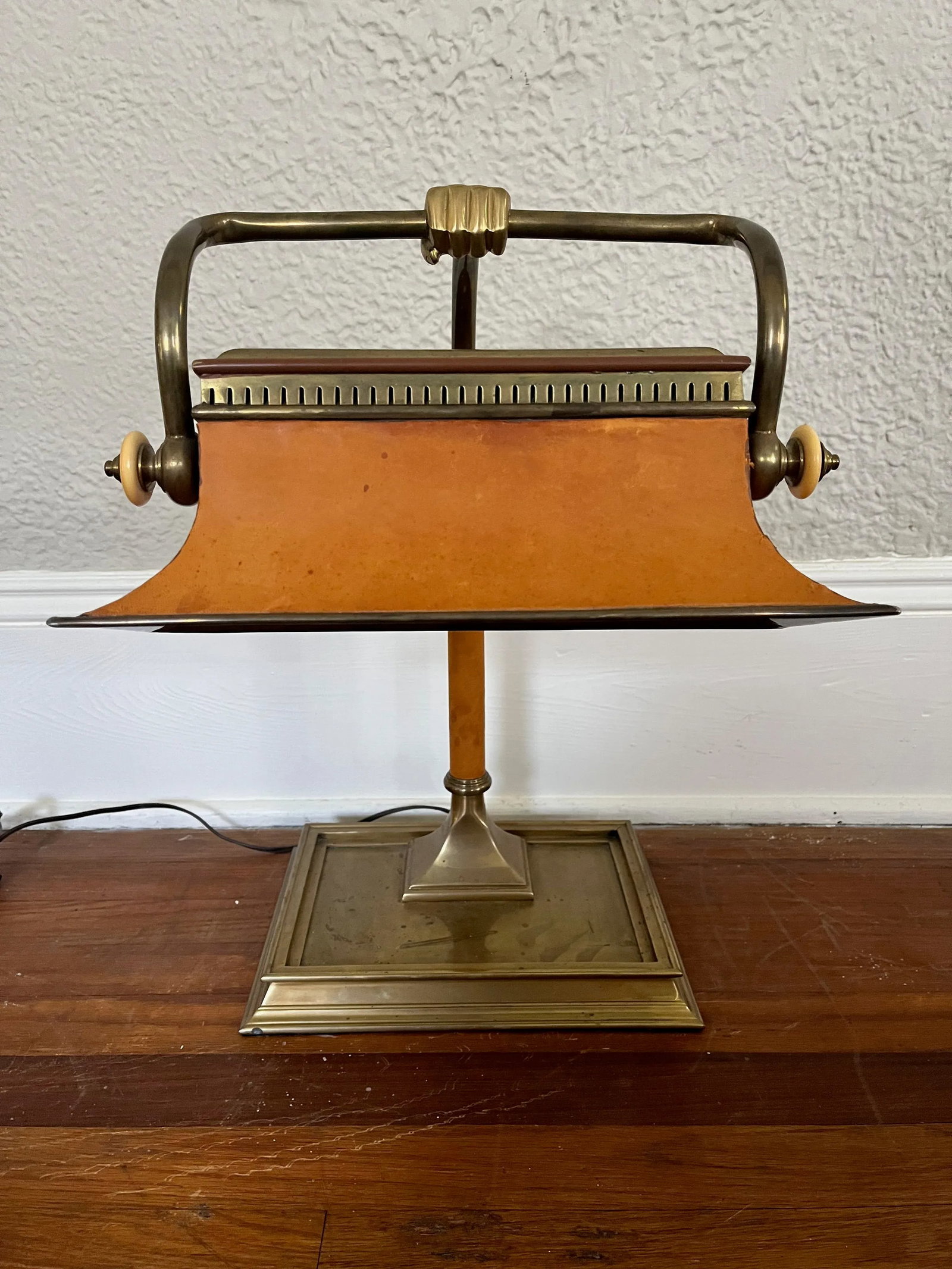 Vintage 1984 Chapman Desk Lamp - 2