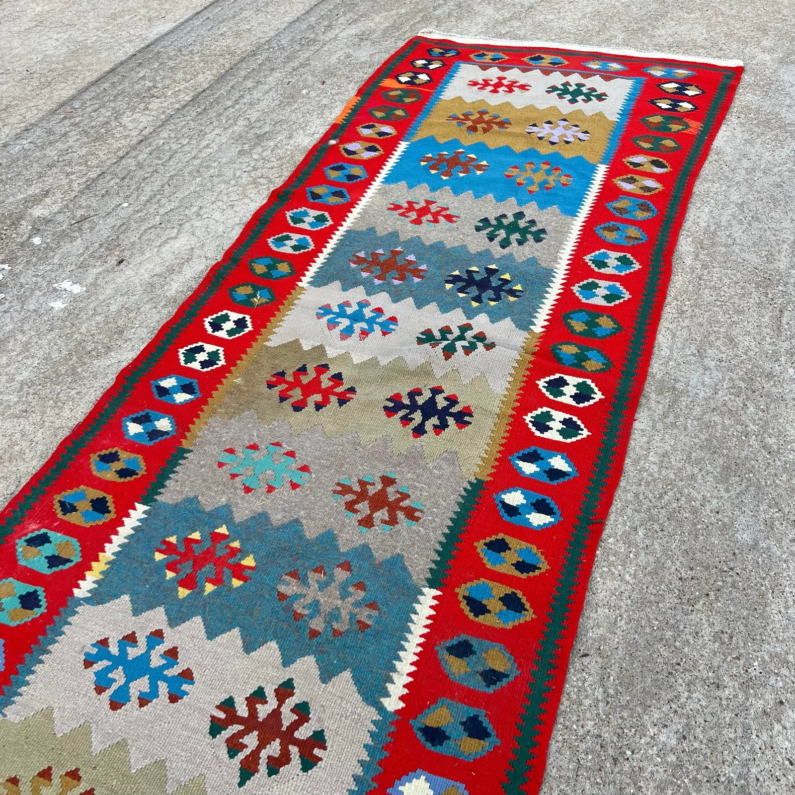 Vintage Floral Design Flatweave Kilim Runner - 7