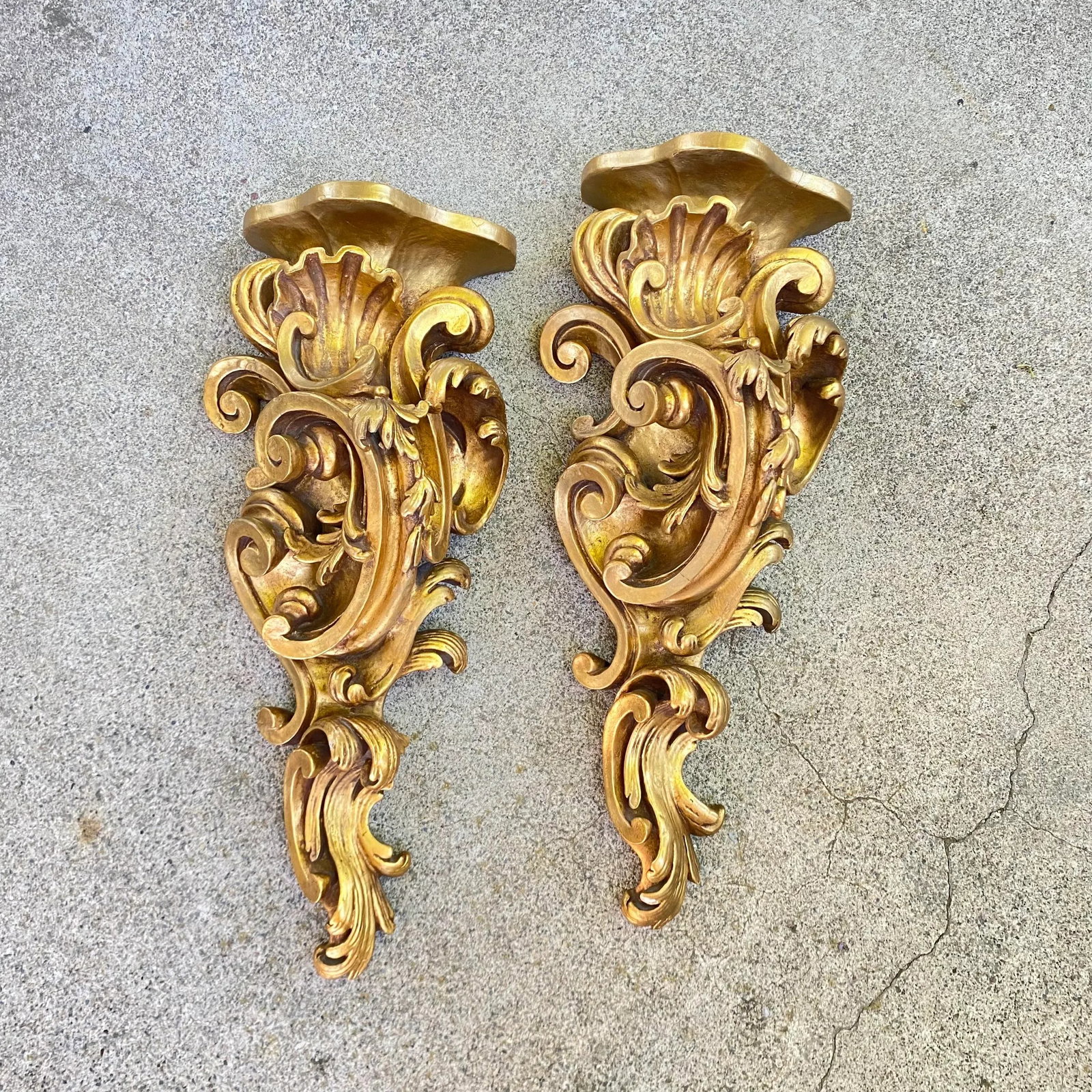 Florentine Giltwood Wall Brackets Large 19th Century - A Pair - 2
