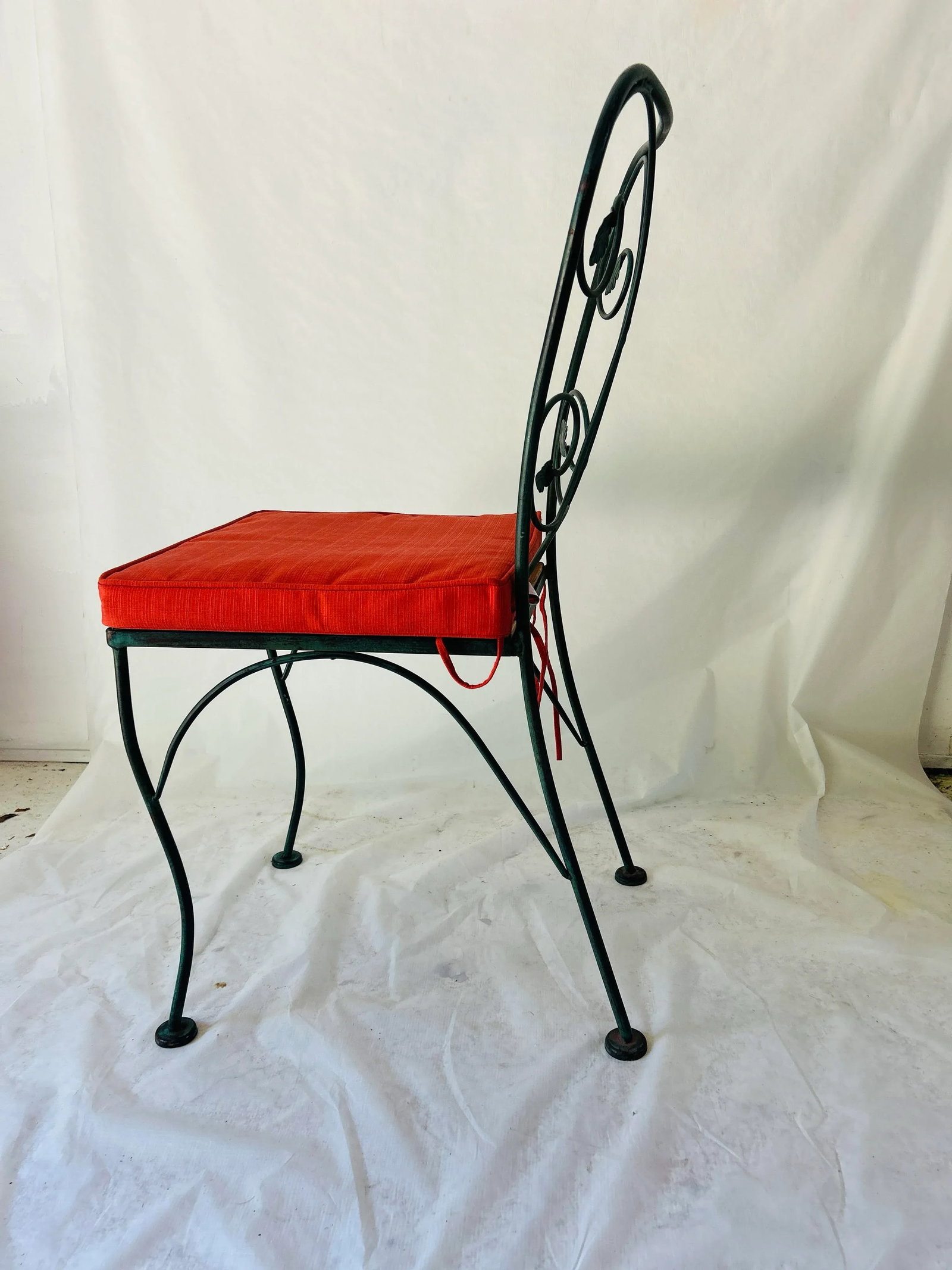 Vintage Wrought Iron Outdoor Chairs - Set of 4 - 4