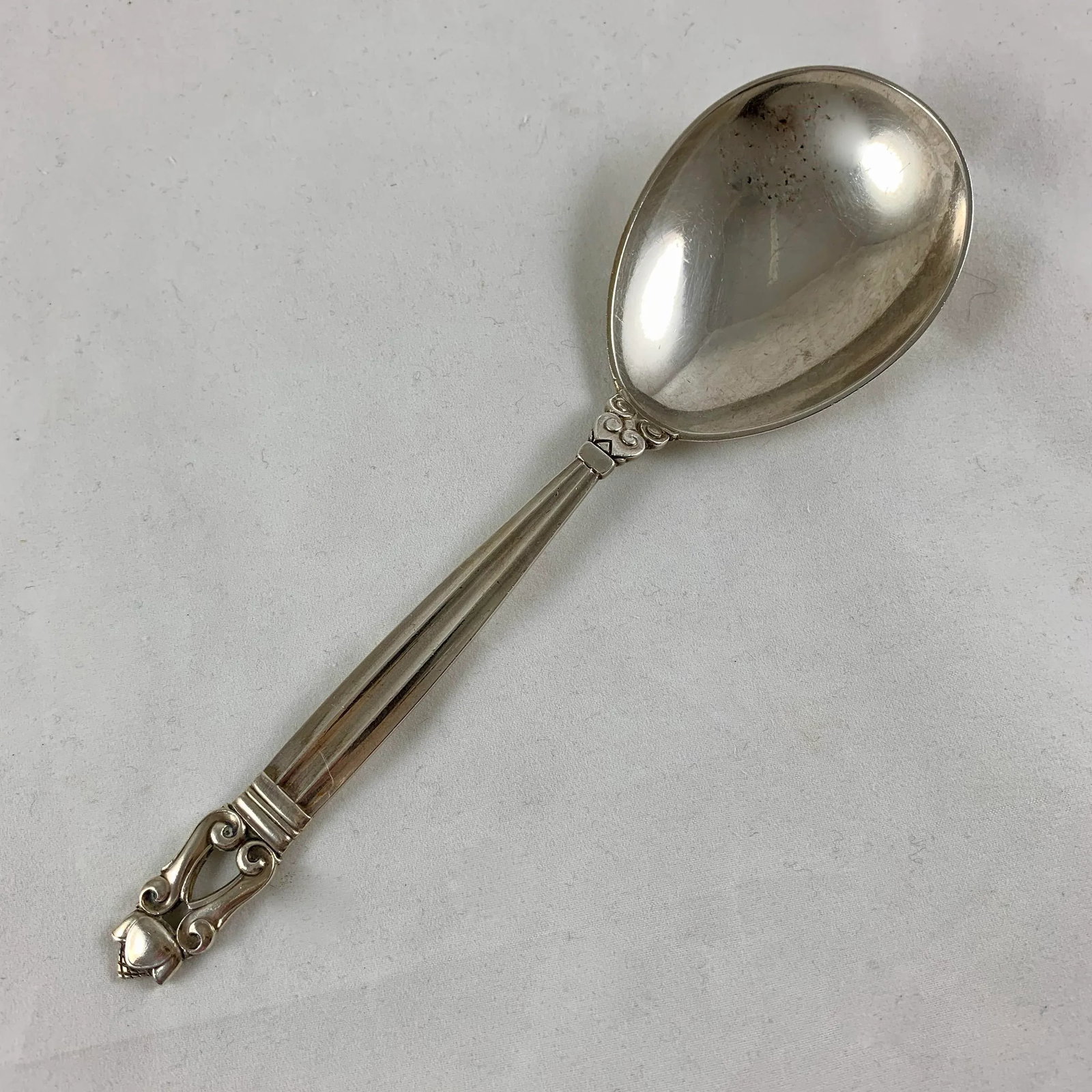 Georg Jensen Sterling Silver Acorn Pattern Serving Spoon, Denmark 1915-1919 - 9