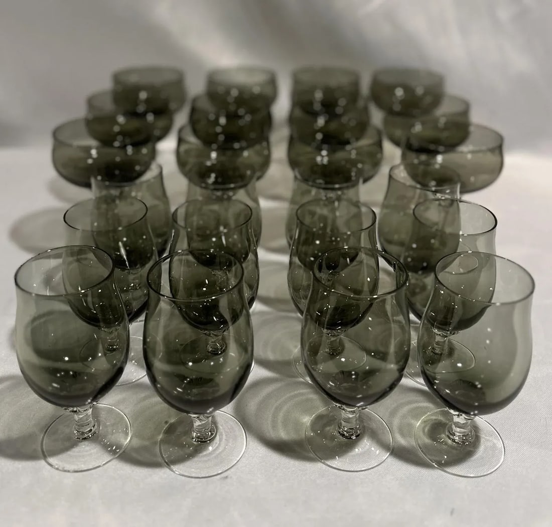 1960s Mid-Century Modern Sasaski Smoked Crystal Stemware Set of 24 - 2