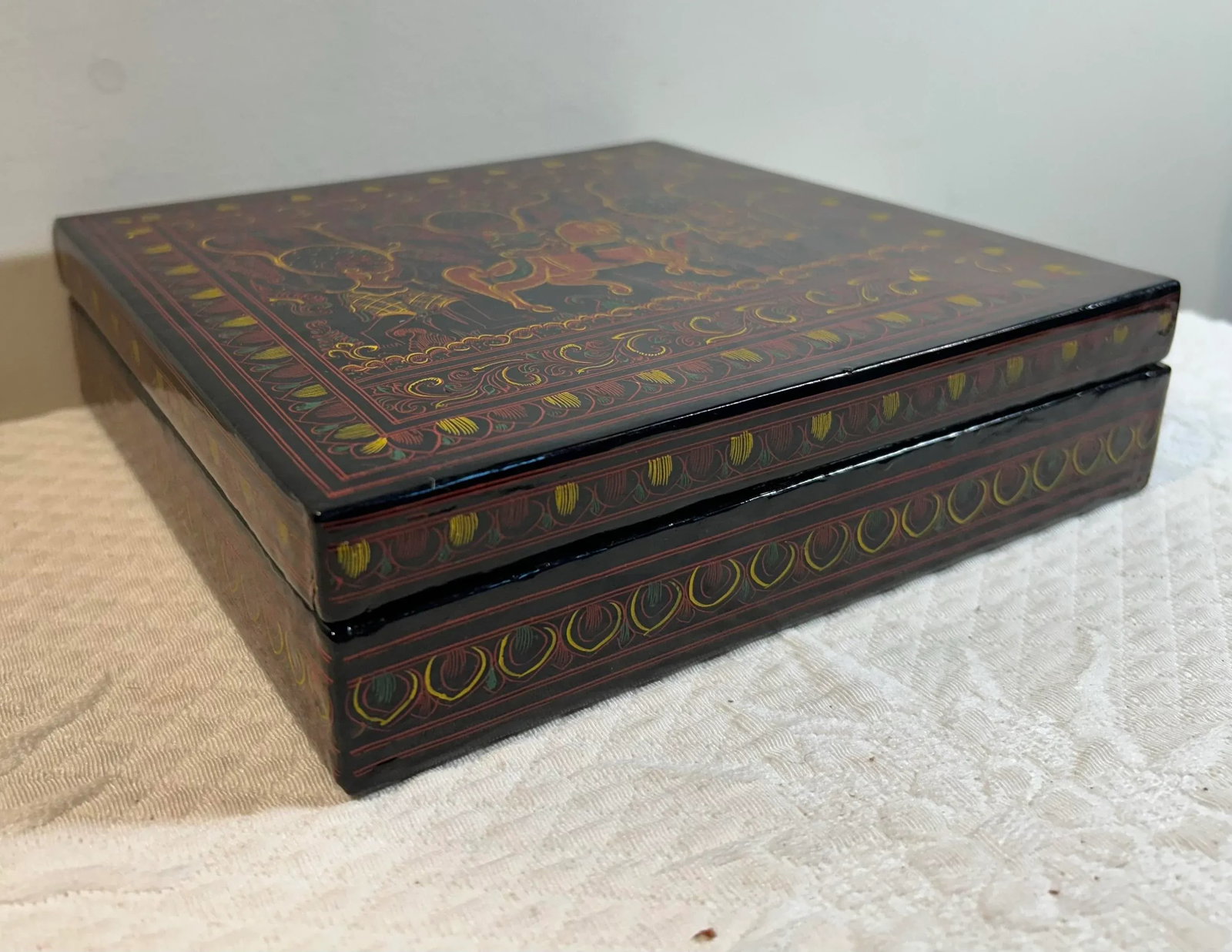 Vintage African Tribal Design Black Lacquered Dresser Box With Horse and Figures - 4