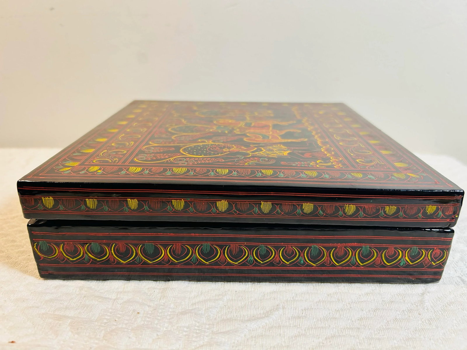 Vintage African Tribal Design Black Lacquered Dresser Box With Horse and Figures - 5