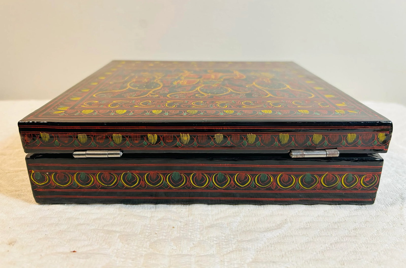 Vintage African Tribal Design Black Lacquered Dresser Box With Horse and Figures - 6