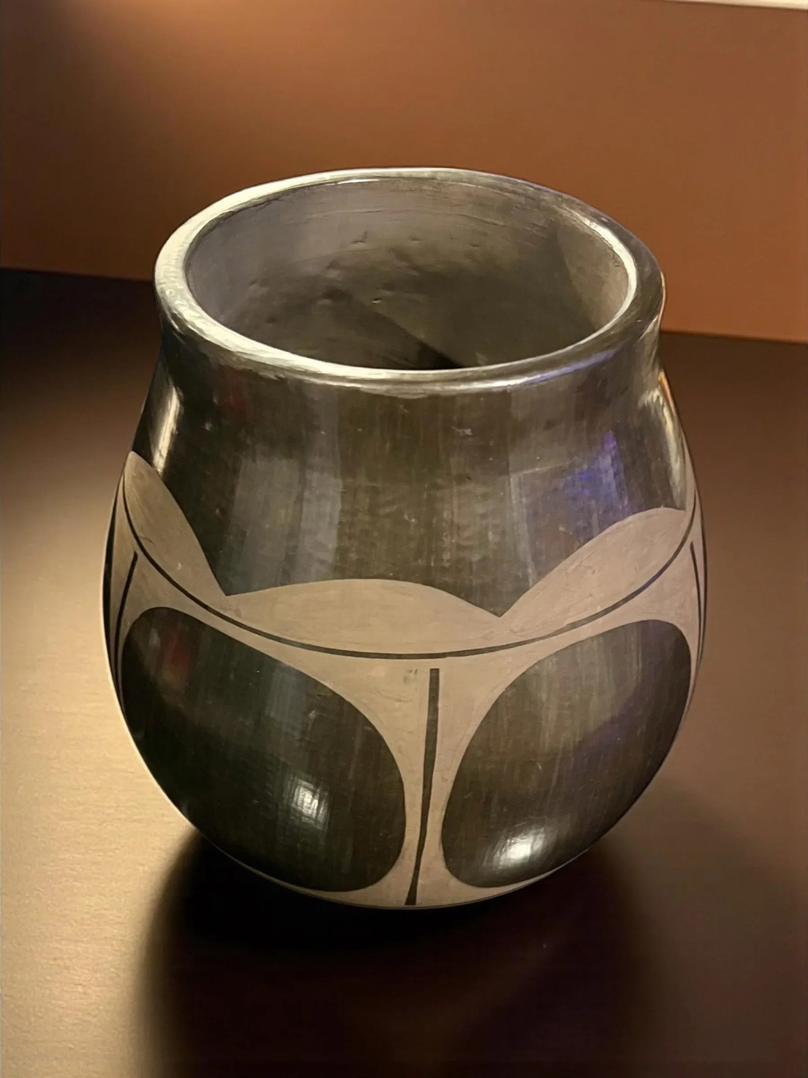 D Aguilar Blackware Pueblo Pottery Vase-Southwestern-New Mexico-Native American - 4