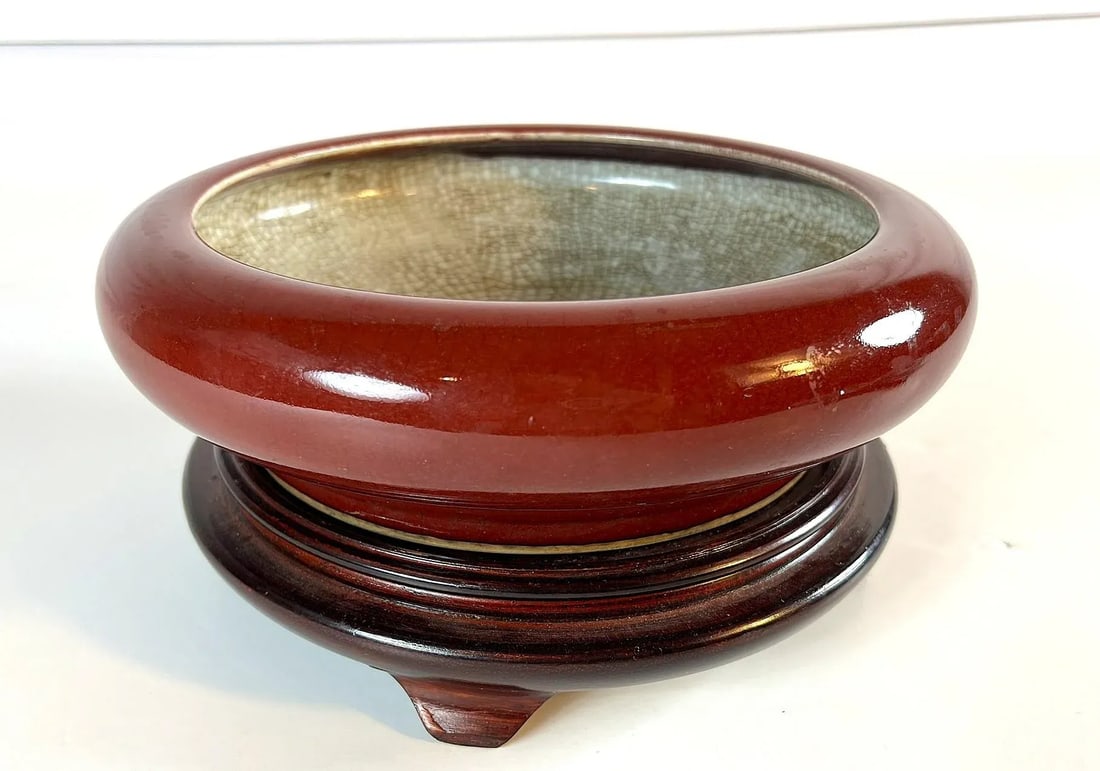 Antique Chinese Oxblood Glaze Porcelain Bulb Bowl on a Wood Stand - 5