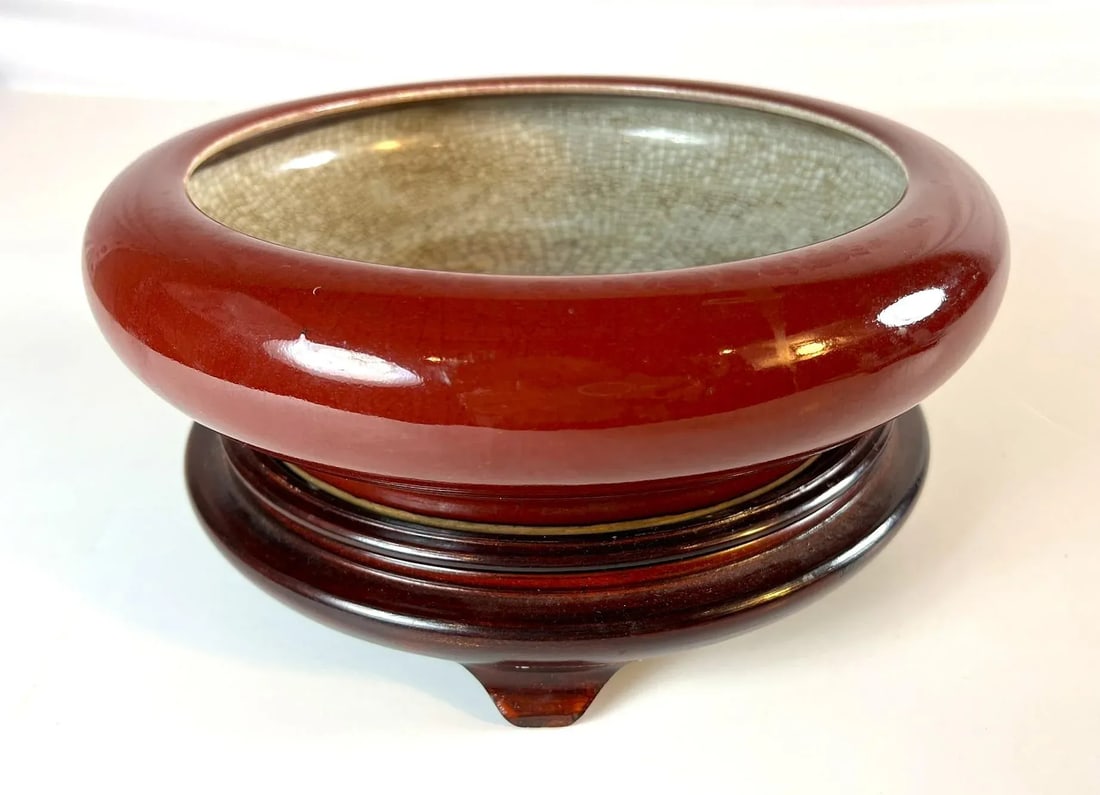 Antique Chinese Oxblood Glaze Porcelain Bulb Bowl on a Wood Stand - 7