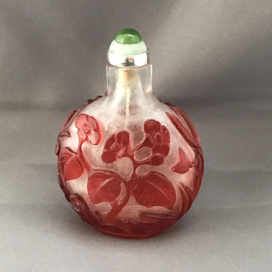 Antique Beijing Glass With Red Glass Overlay in Floral Motifs and Custom Made Stopper - 2