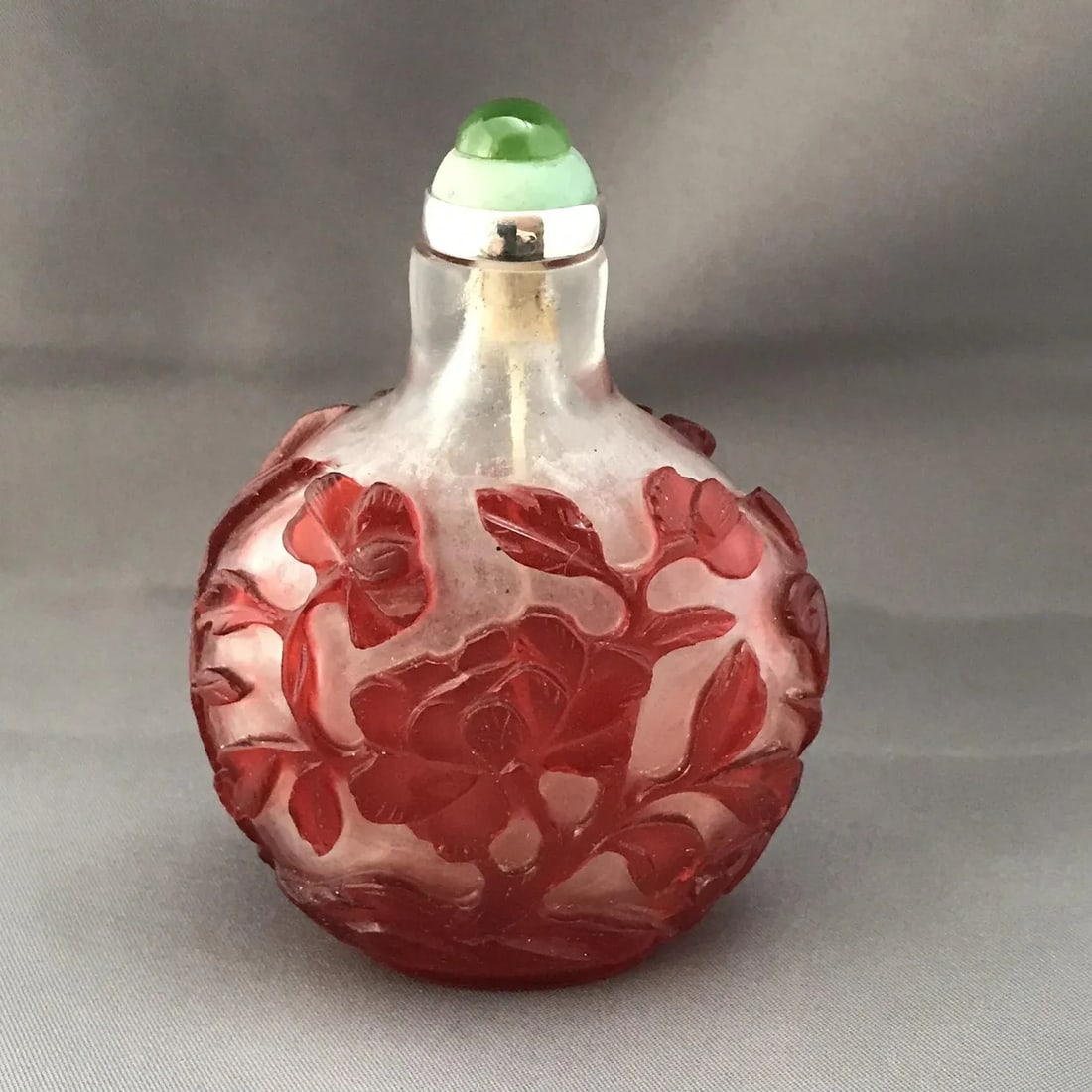 Antique Beijing Glass With Red Glass Overlay in Floral Motifs and Custom Made Stopper - 4