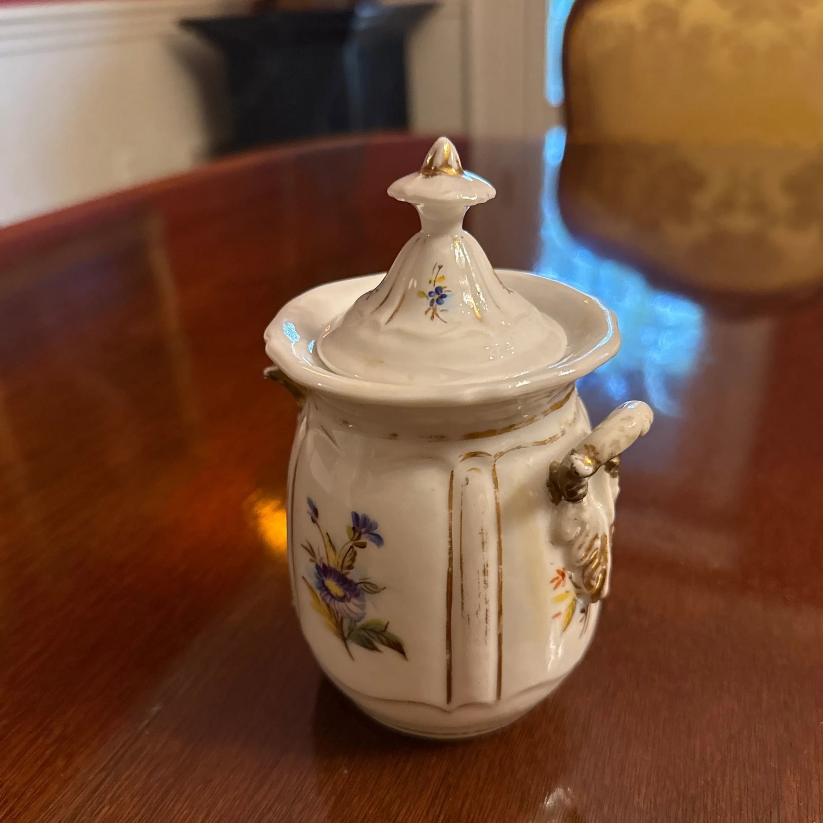 Mid 19th Century Old Paris Porcelain Covered Sugar - 3