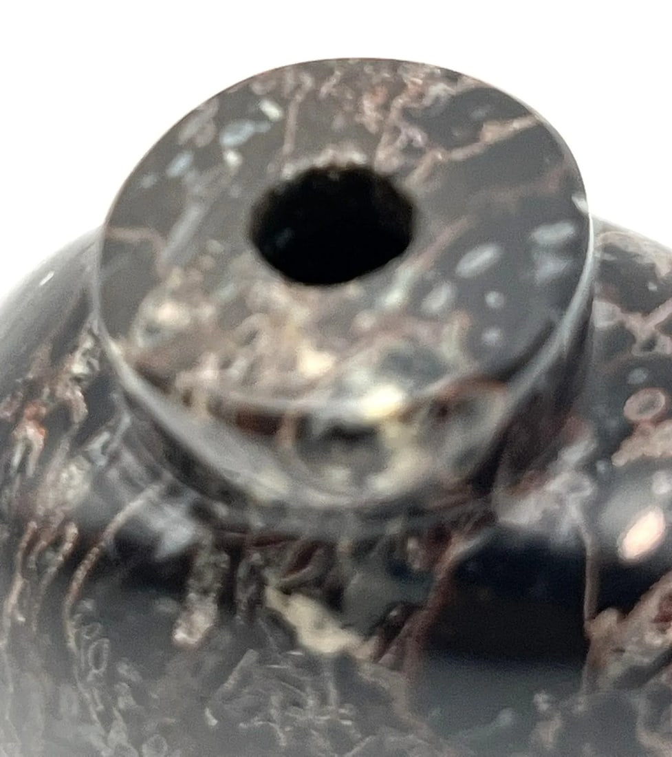 Vintage Black Agate Snuff Bottle With Striations - 12