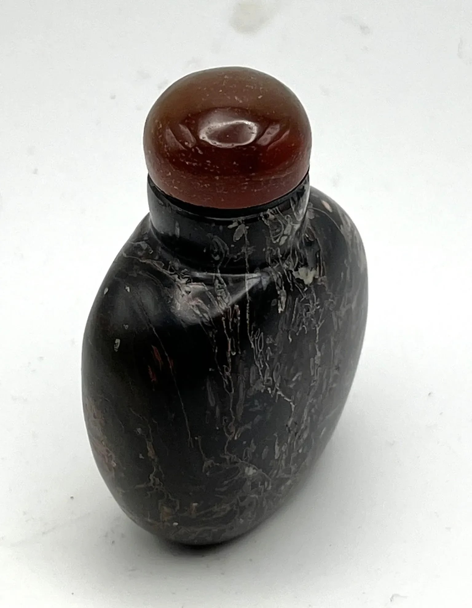 Vintage Black Agate Snuff Bottle With Striations - 3