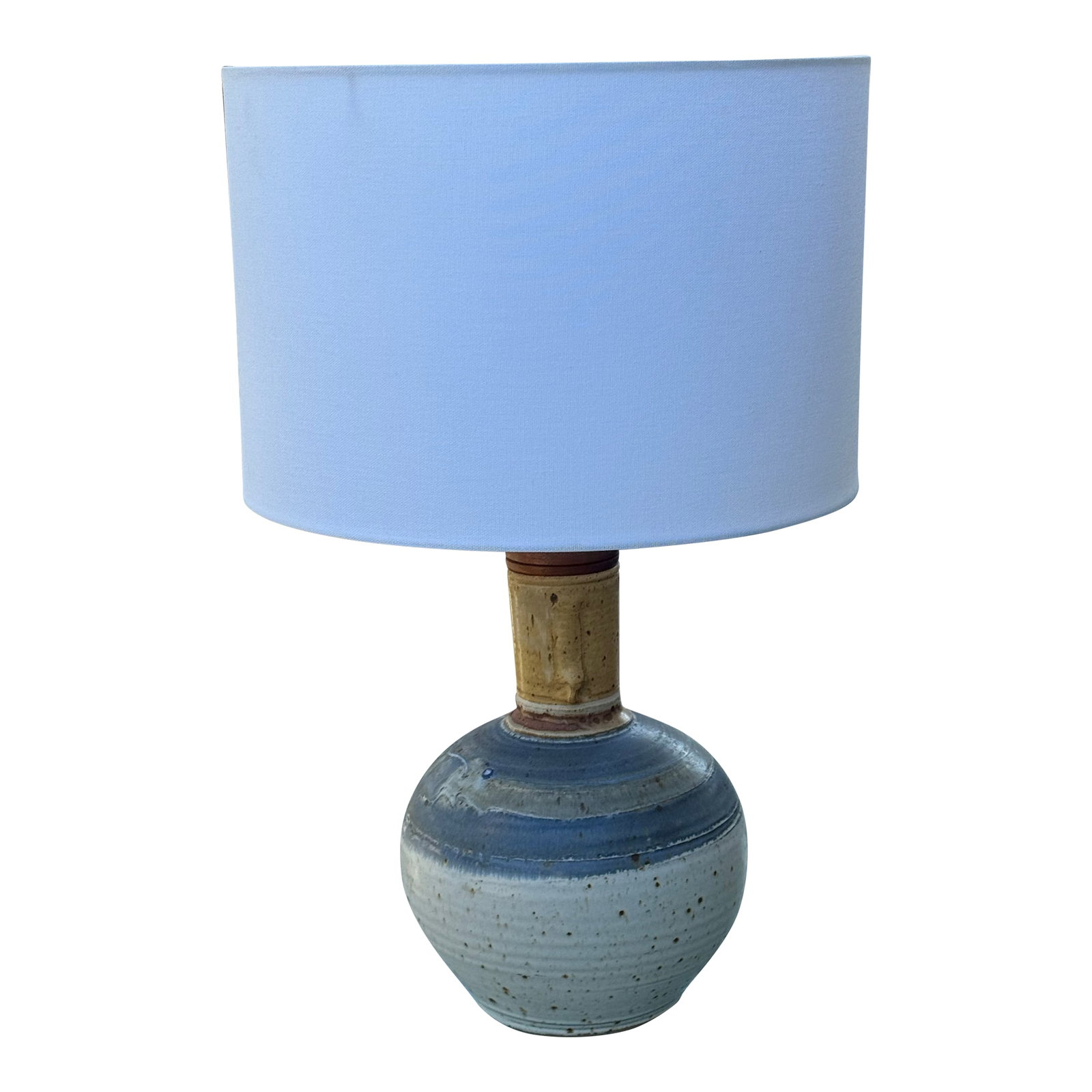 Wallet Smith Stoneware Pottery Lamp: 1979-2000 Wally Smith produced a full line of functional work using stoneware. Smith was studying with Harriet Gill at the University of Tennessee when she took him to meet Charles Counts at Rising
