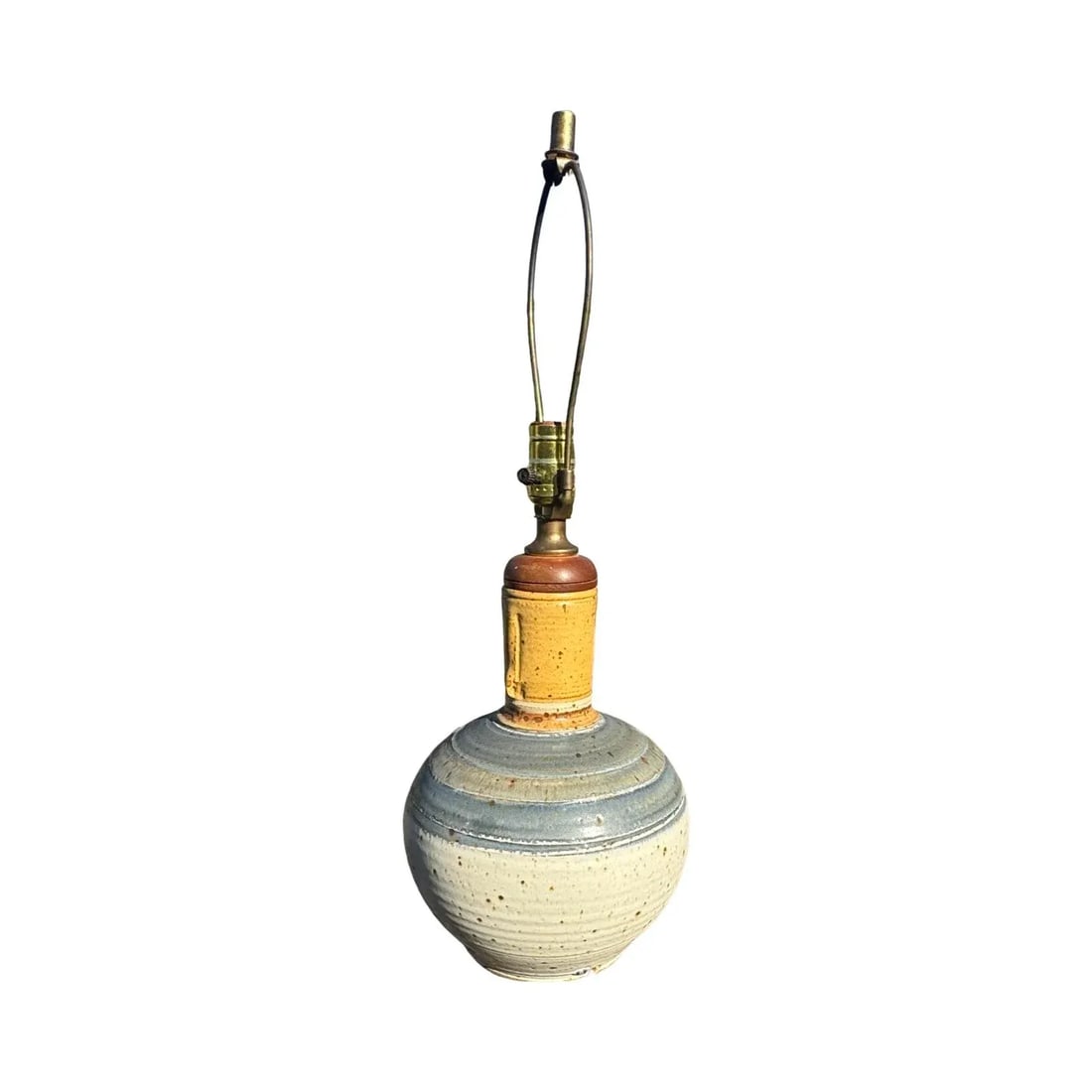 Wallet Smith Stoneware Pottery Lamp - 4