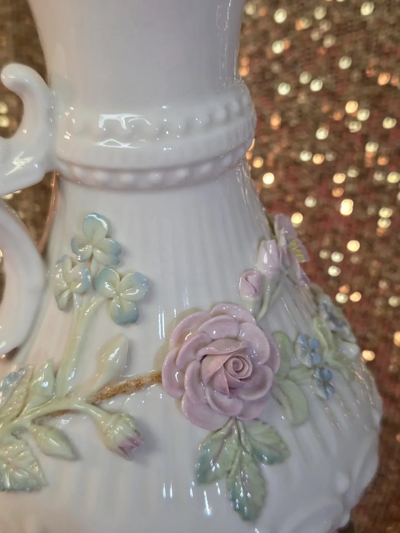 Late 20th Century Large 9" Vintage Belleek Aberdeen Ewer W/ Applied Flowers - 6