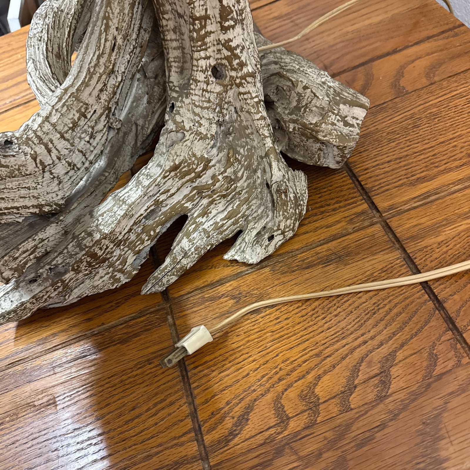 1950s Mid Century Large Sculptural Lamp Gold Gilt and White Wash Juniper Burl - 6