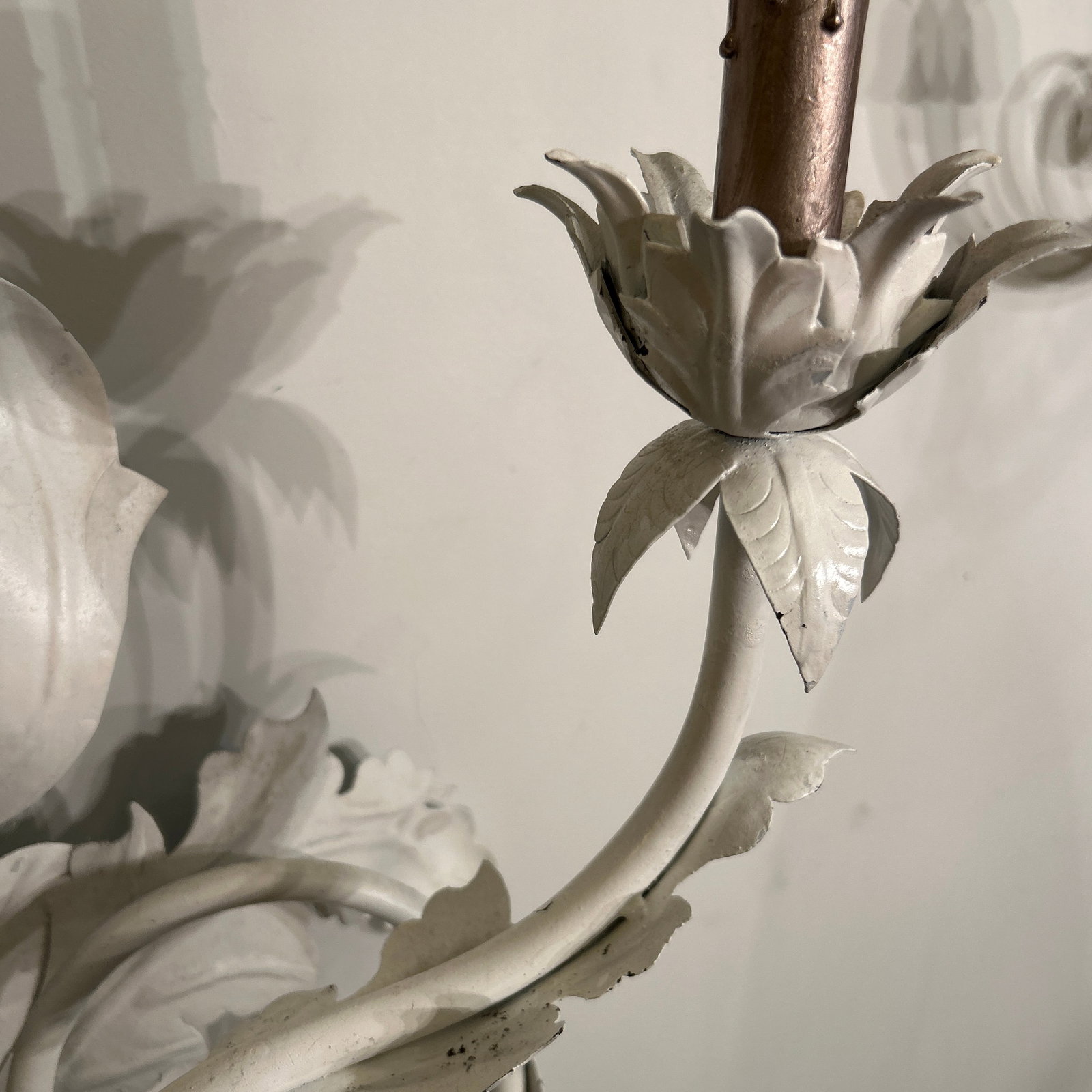 French Mediterranean Hollywood Regency Leaf Design Metal Wall Sconces a Pair Electrified - 5