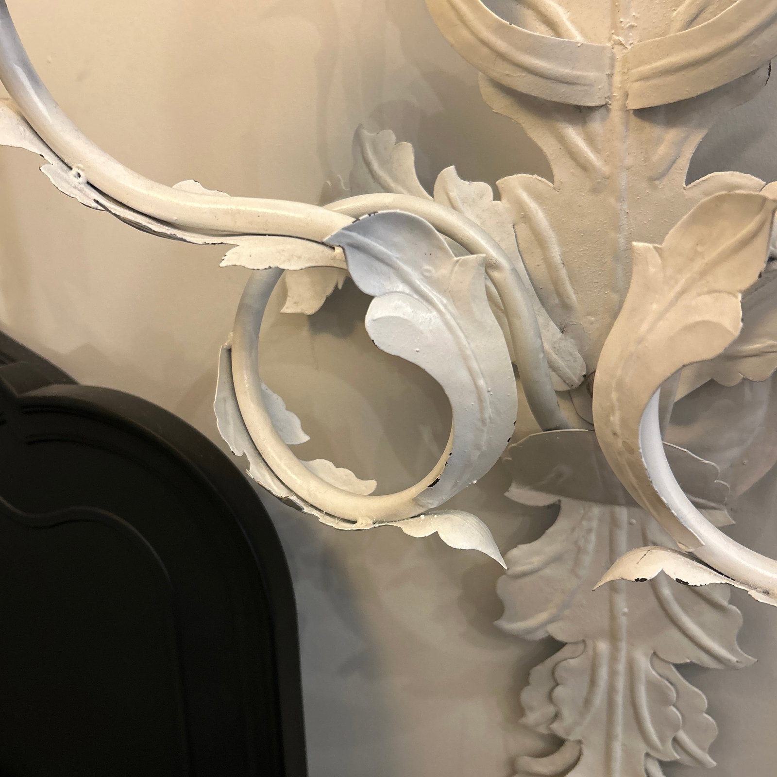French Mediterranean Hollywood Regency Leaf Design Metal Wall Sconces a Pair Electrified - 9