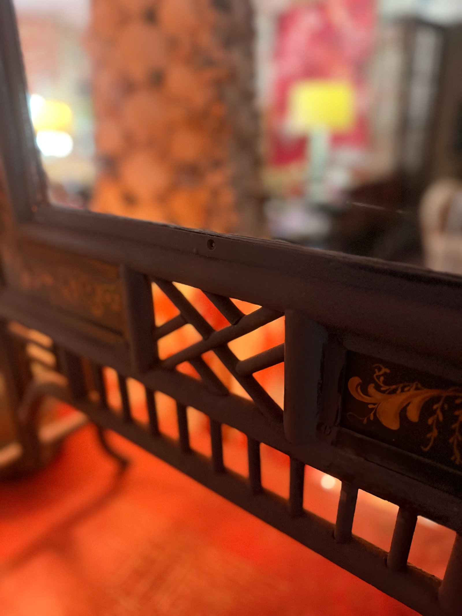 1960s Wrought Iron Chinoiserie Mirrored Fire Screen - 8