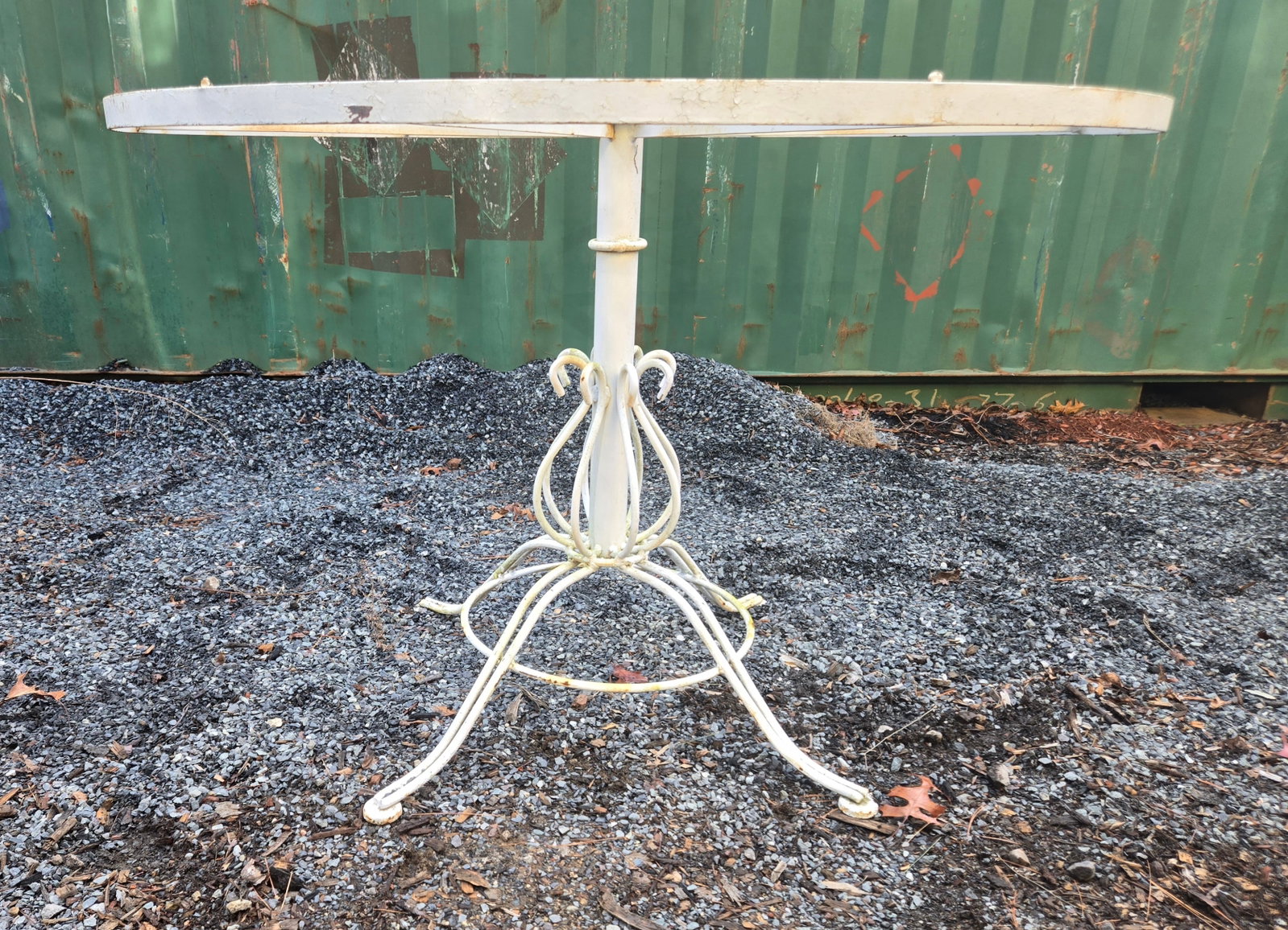 Vintage Wrought Iron Patio Furniture 42" Round Pedastal Table - 8