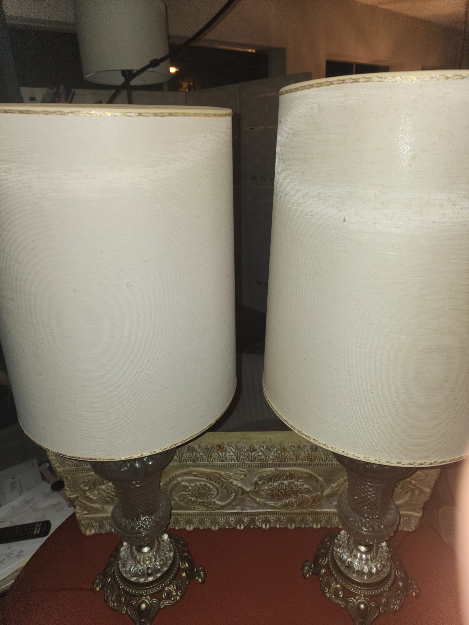 Pair of Vintage 1967 Hollywood Regency Pressed Glass & Ornate Brass Table Lamps - 5