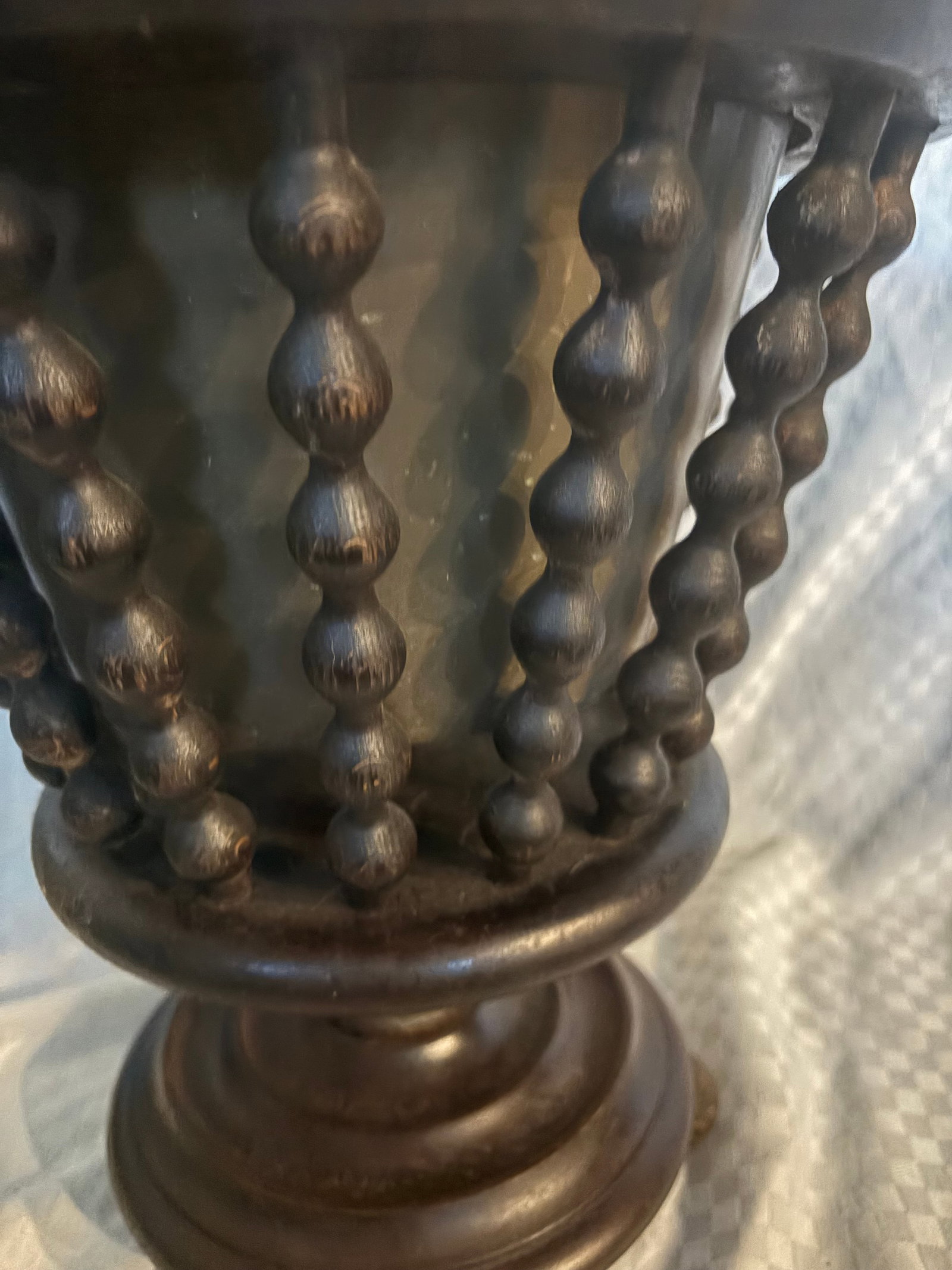 Mid 19th C Dutch Walnut Wine Bucket or Jardiniere - 7