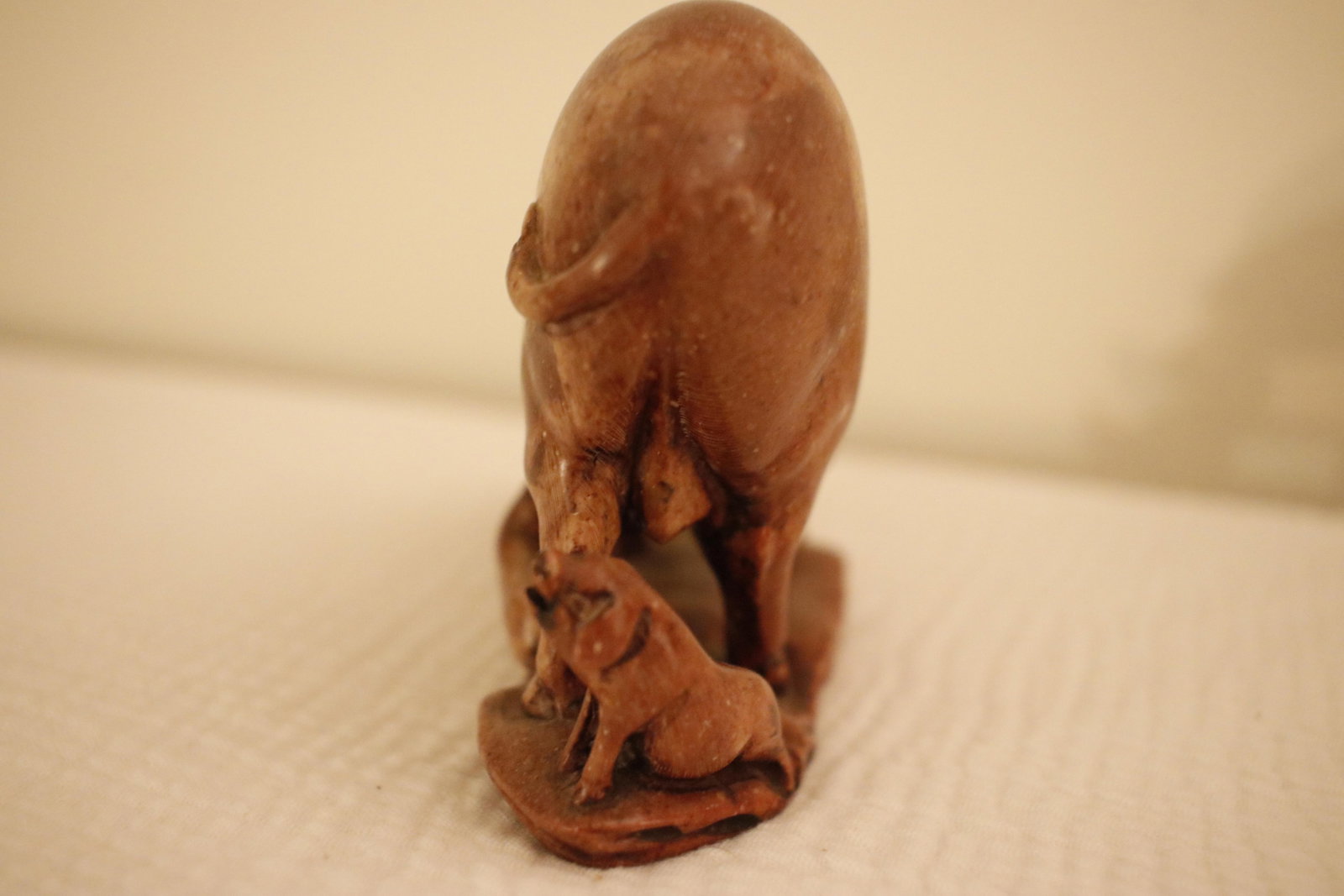 Antique Late Qing Chinese Shoushan Soapstone Sculpture of a Sow With Piglets, Signed - 16