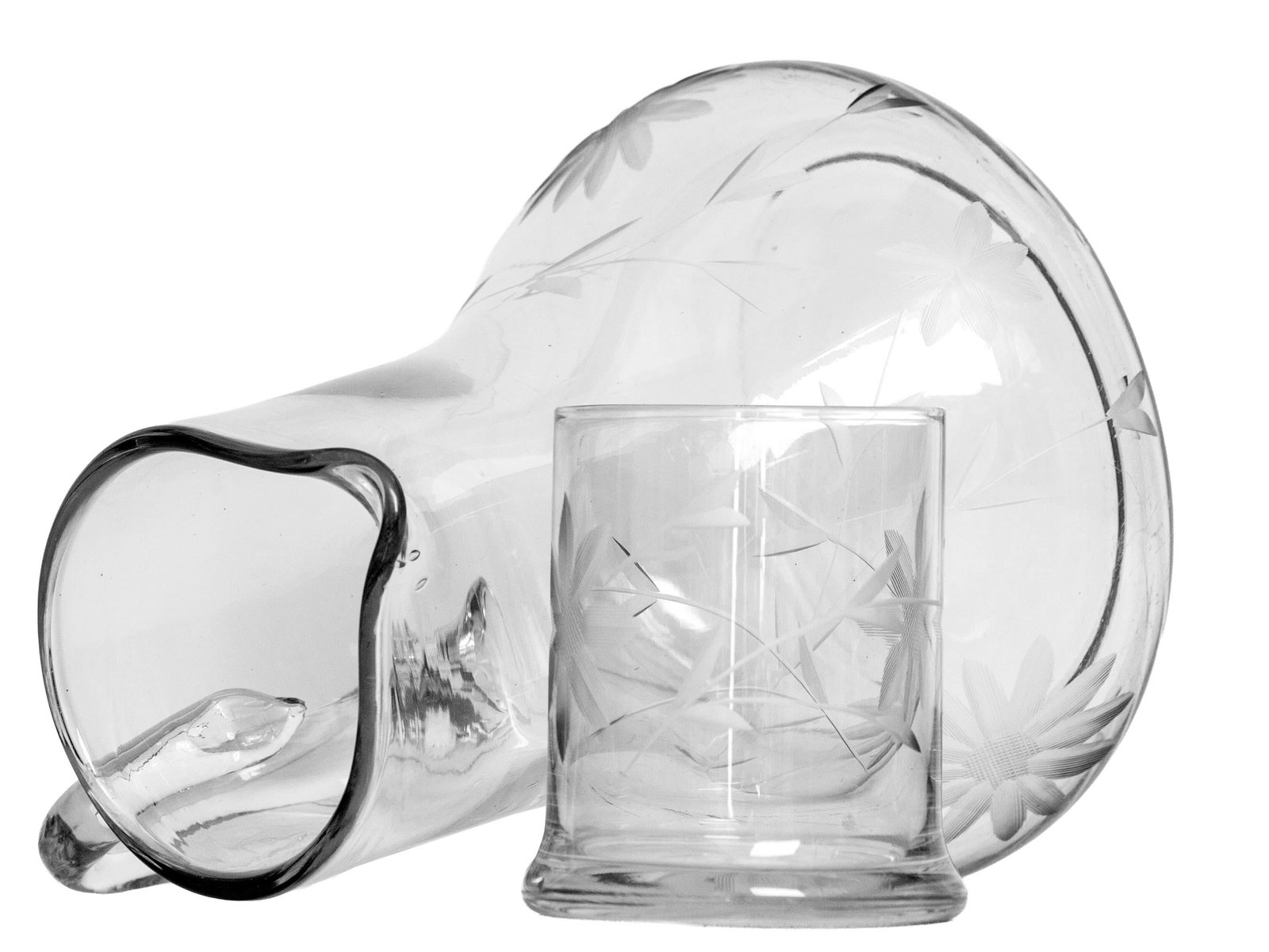 Mid 20th Century Night Stand Pitcher & Glass - 6