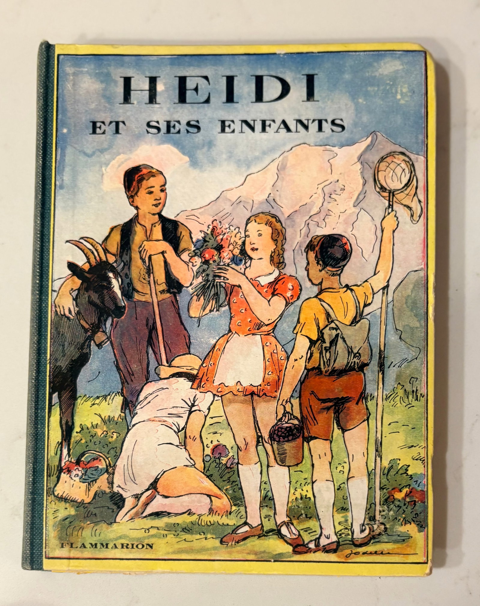 1950's French Language Edition of Johanna Spyri's Classic Heidi Series- Set of 3 - 5