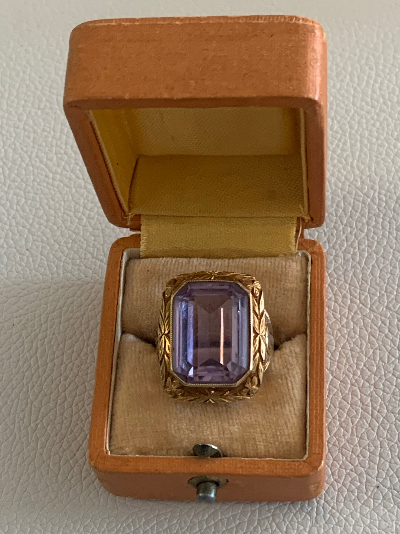 Antique 14k Gold and Amethyst Ring - Size 6 - 3