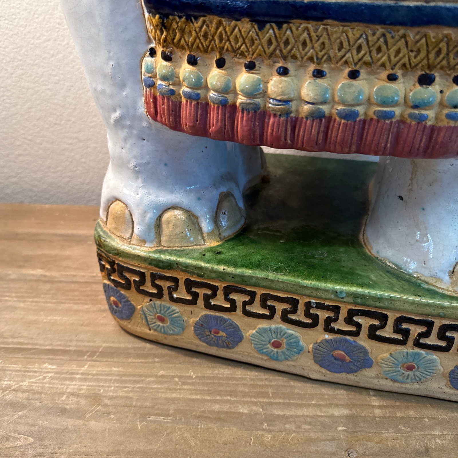 1970s Holly Wood Regency Style Ceramic Elephant Garden Stool - 7