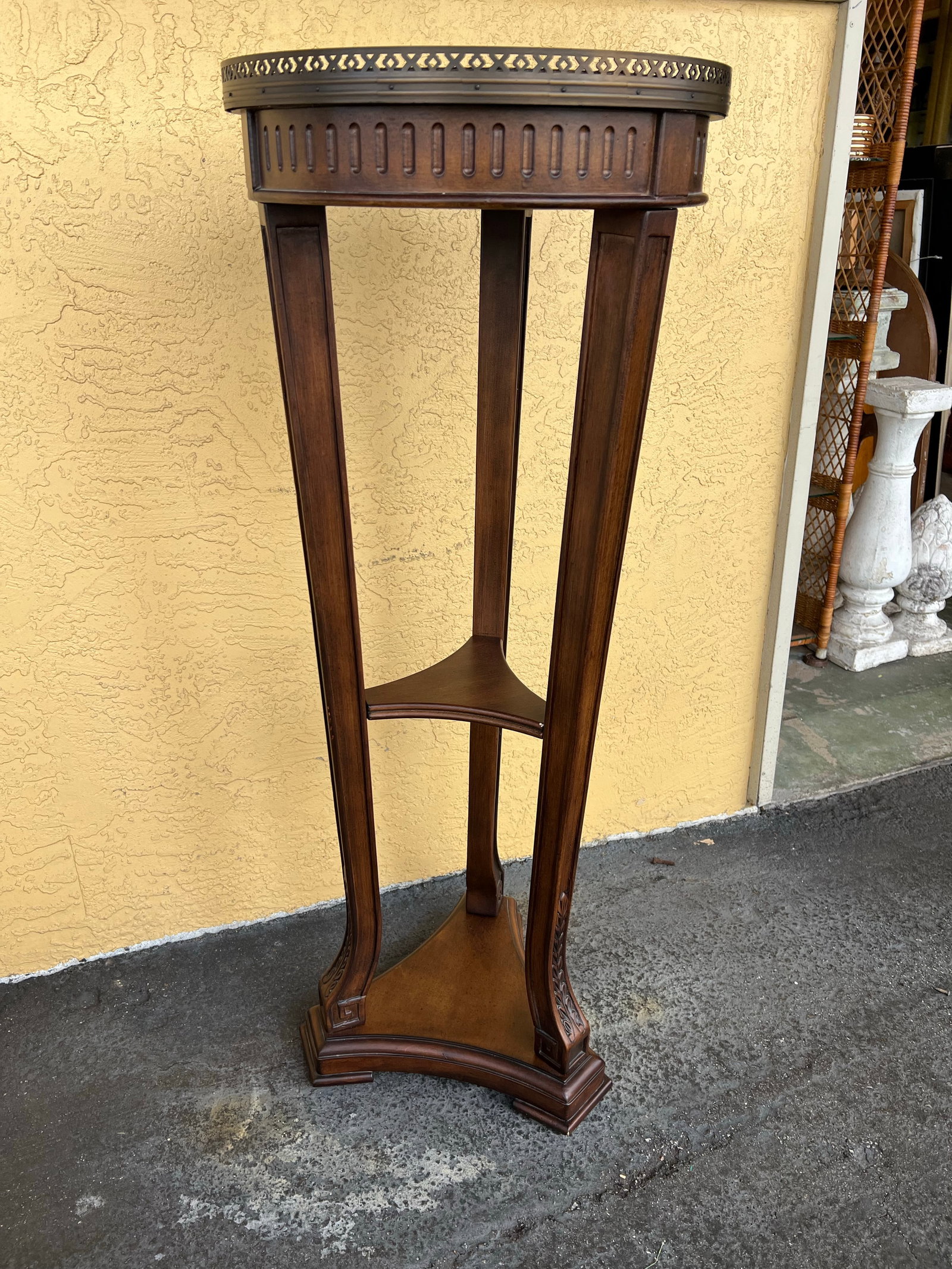 Tall Vintage Traditional Plant Stand - 2