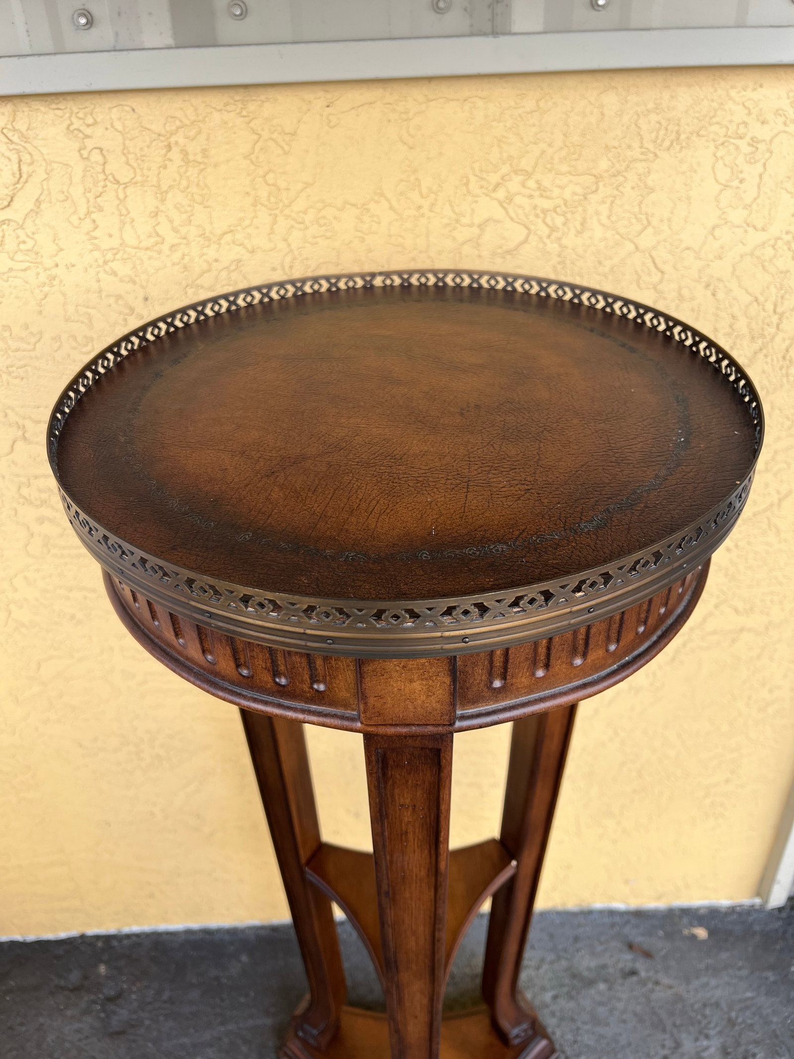 Tall Vintage Traditional Plant Stand - 3