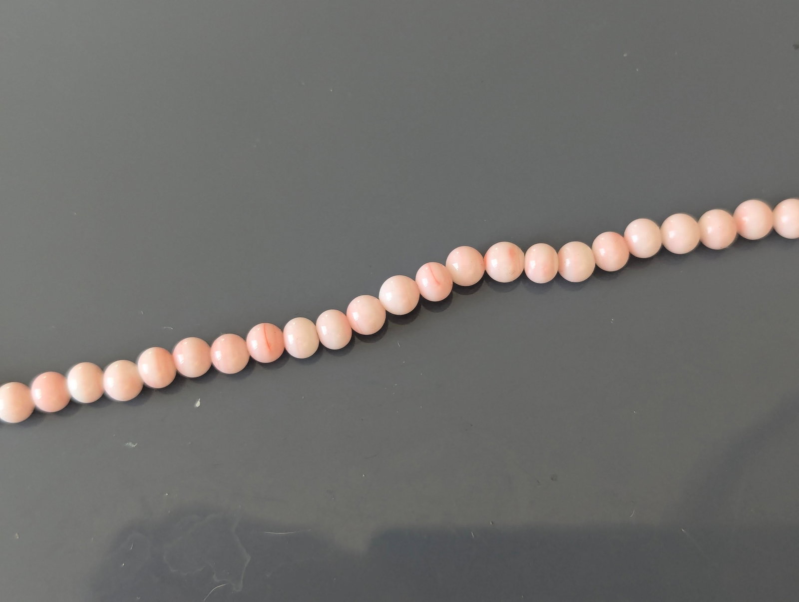 30" Antique Angel Skin Necklace Coral With Golden Clasp - 3