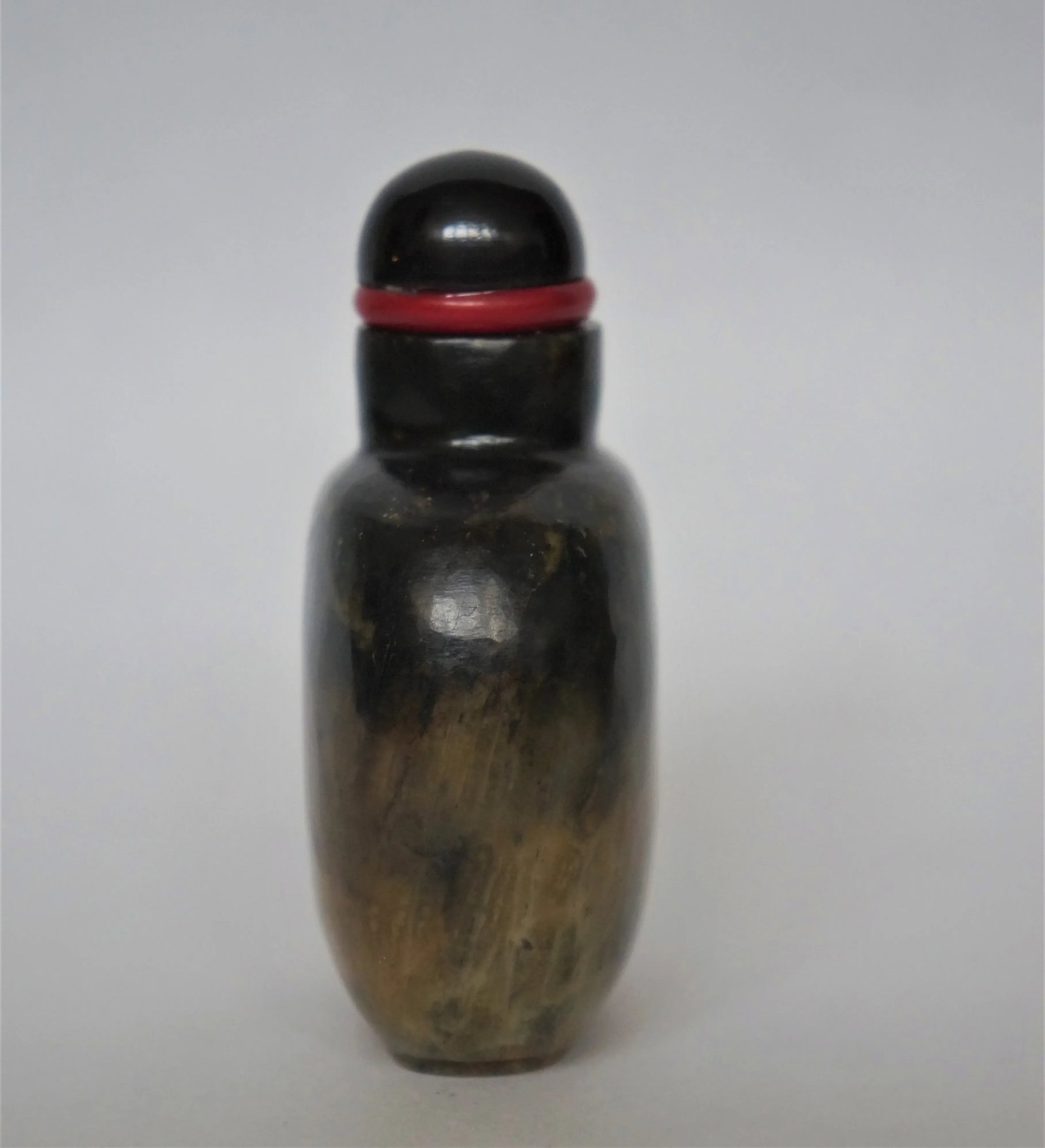 Vintage 1970s Black Variegated Jasper Snuff Bottle - 3