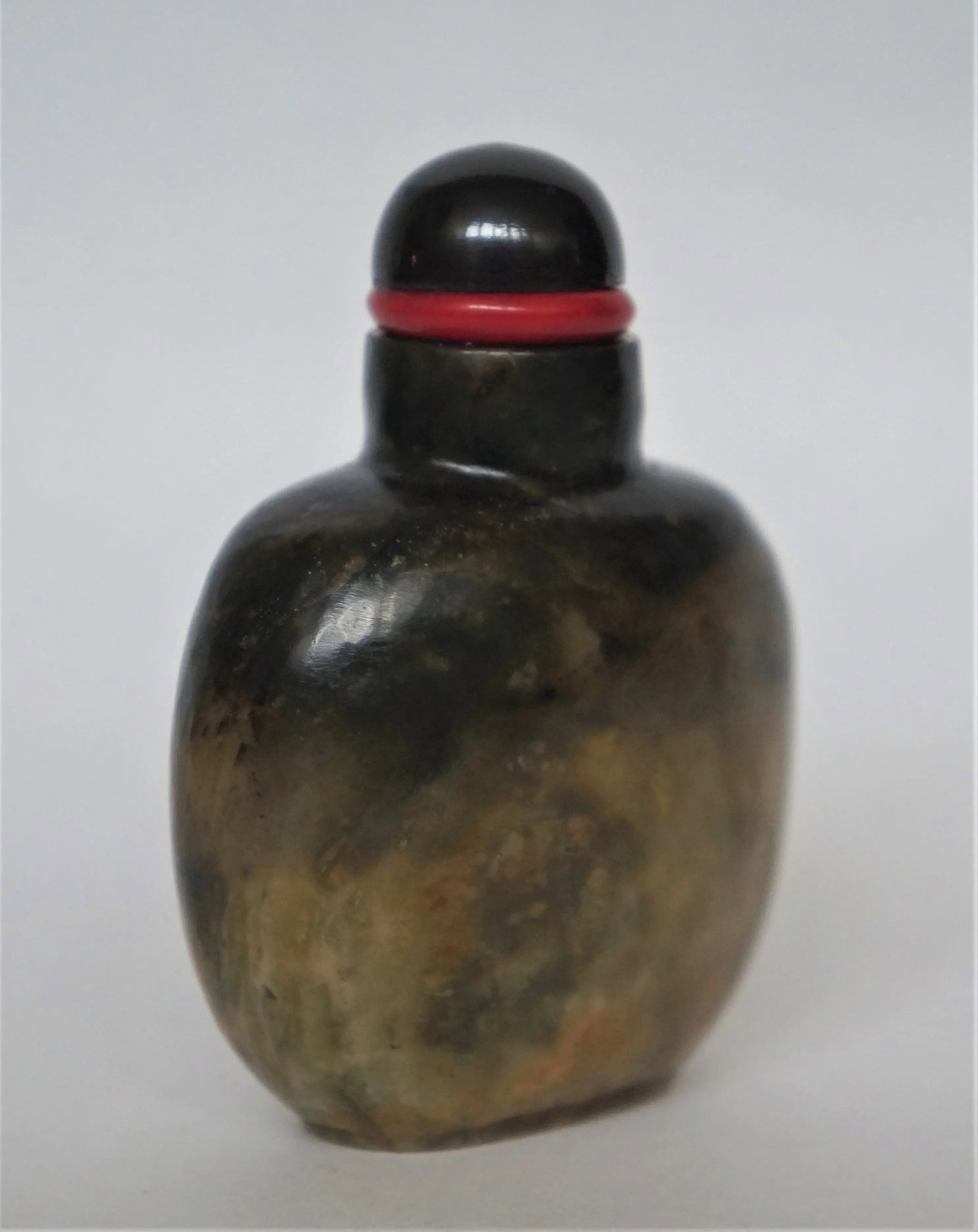 Vintage 1970s Black Variegated Jasper Snuff Bottle - 4
