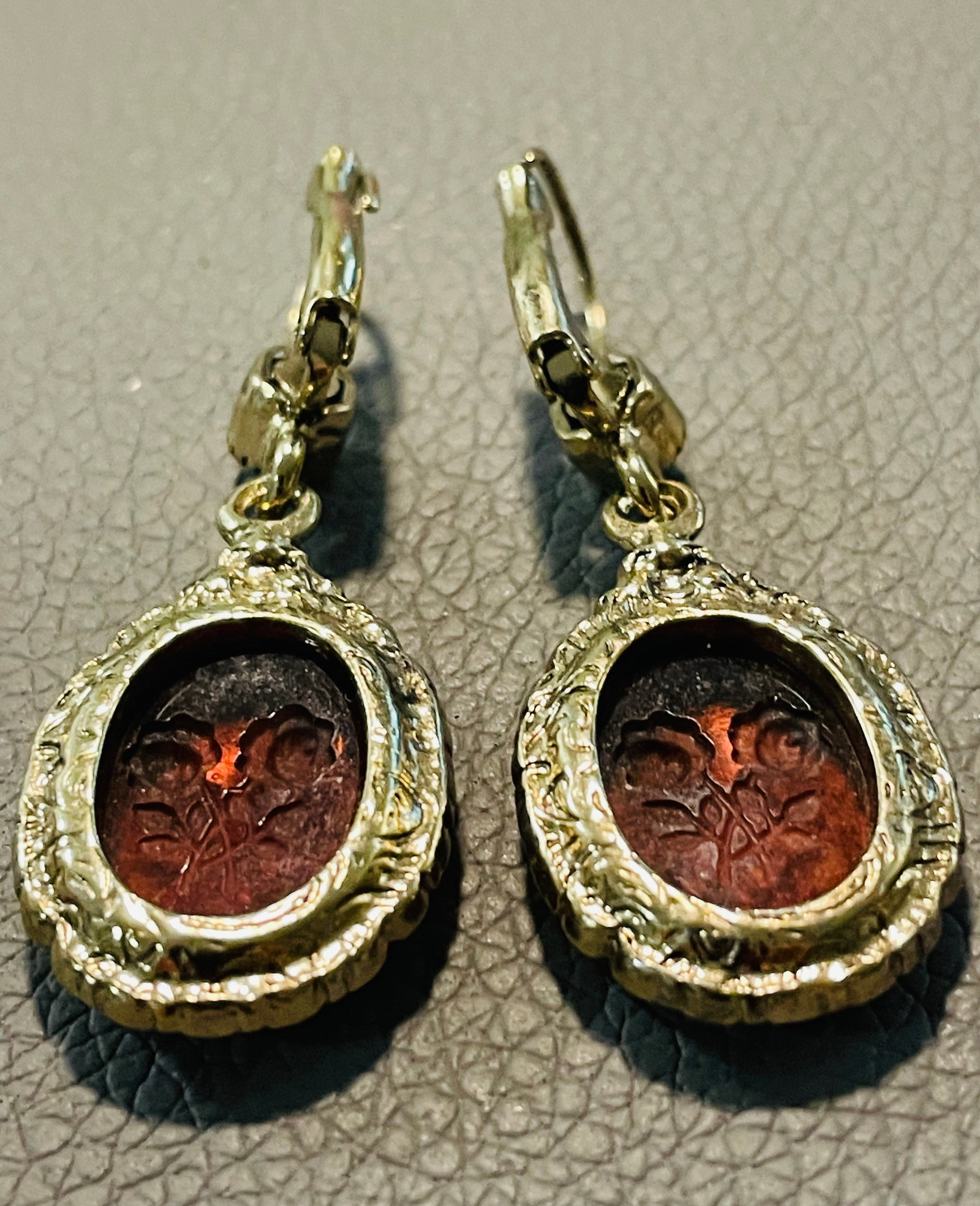 Vintage Art Nouveau Style Etched Floral Amber Dangle Earrings, A Pair - 4