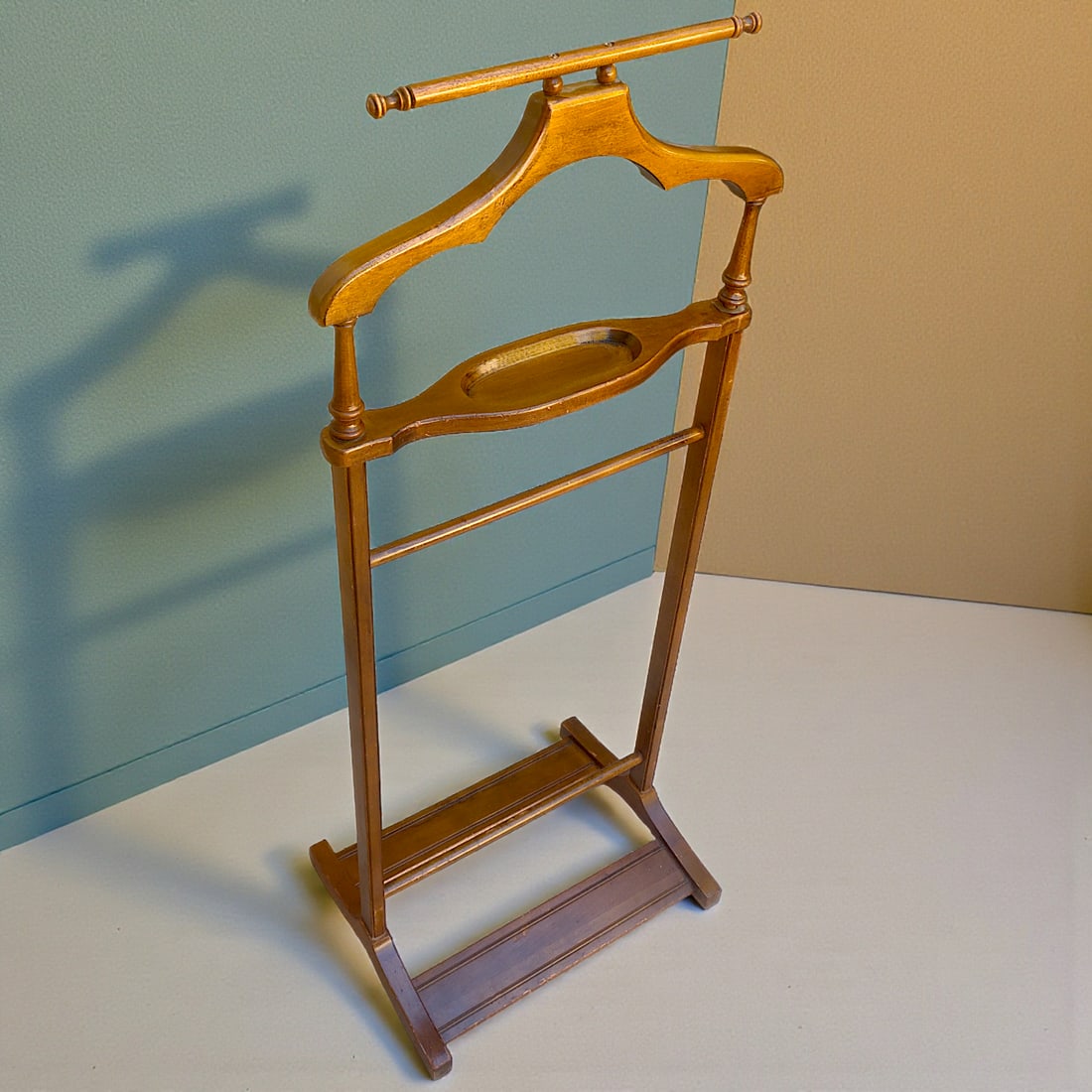 1960's Vintage Mid-Century Modern Men's Bedroom Wood Suit Valet Aka Silent Butler - 3