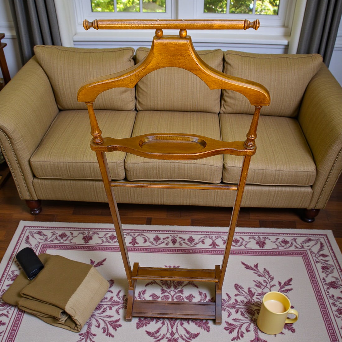 1960's Vintage Mid-Century Modern Men's Bedroom Wood Suit Valet Aka Silent Butler - 4