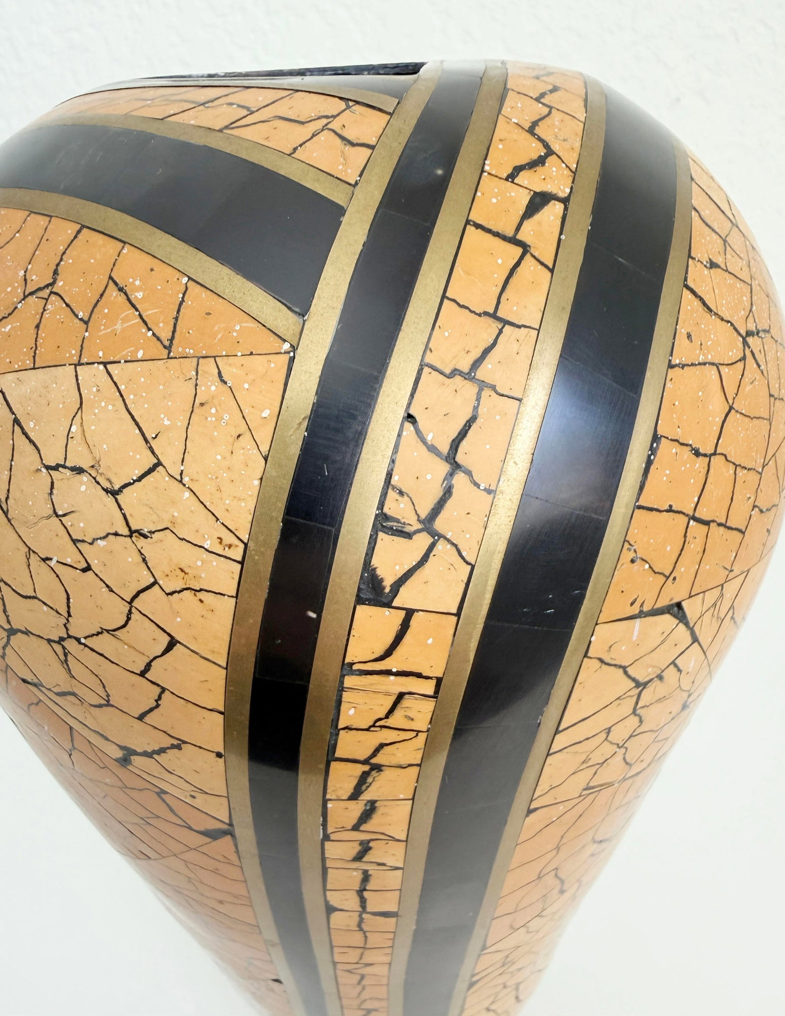 Art Deco Revival Tessellated Vase - 6