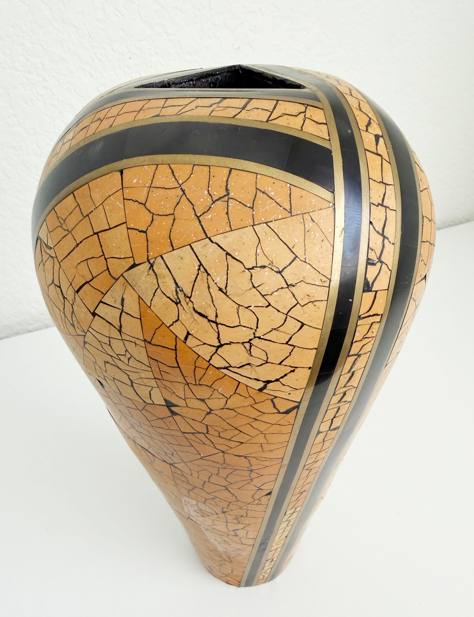 Art Deco Revival Tessellated Vase - 7