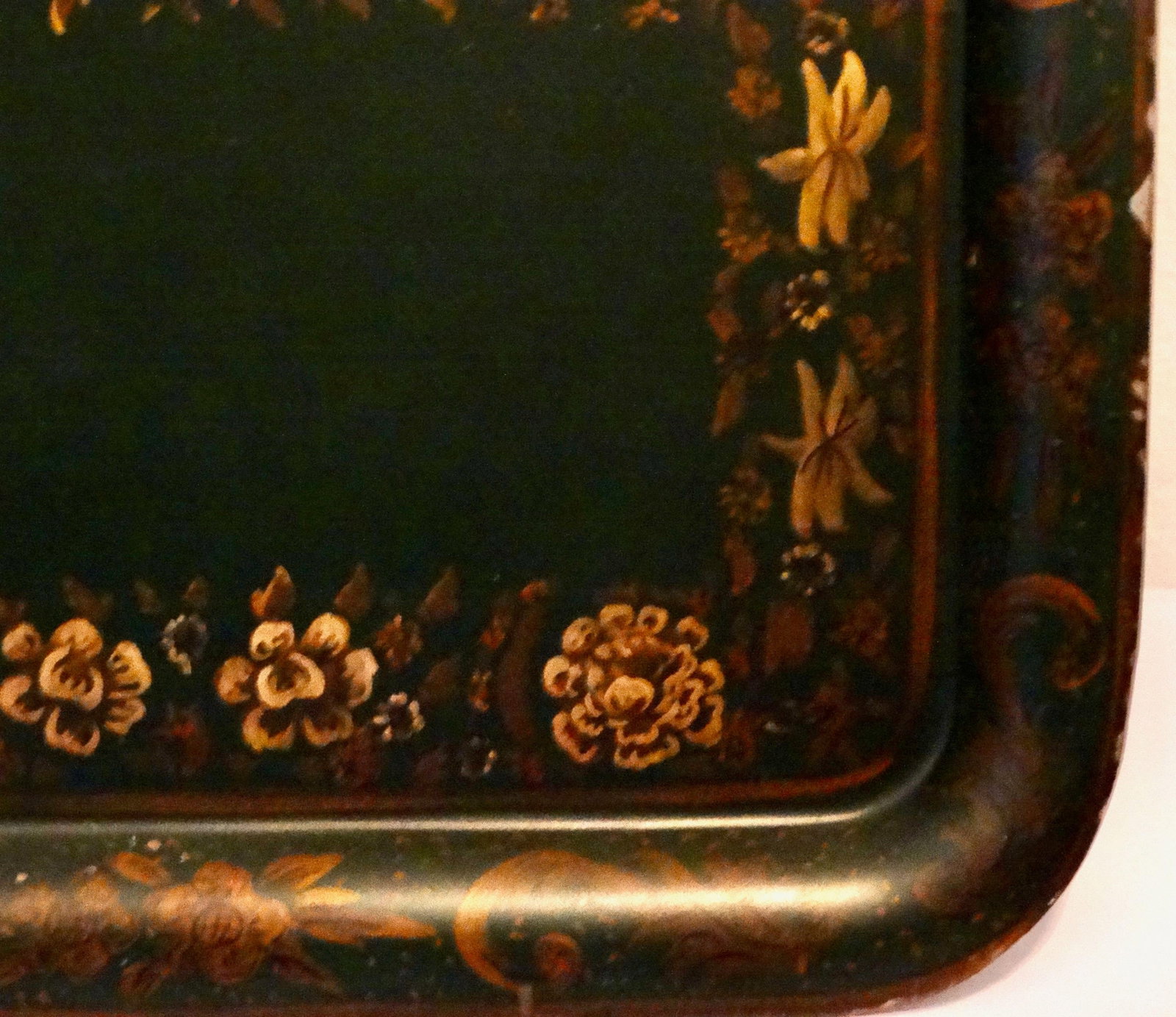 Statement Size Hand Painted Gilt Toleware Tray 28 Inches - 7