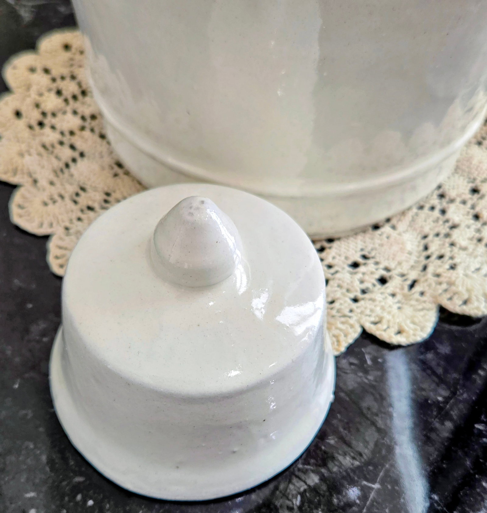 Late 20th Century White Glazed Meiping-Form Lidded Studio Pottery Vase, Oversized - 6